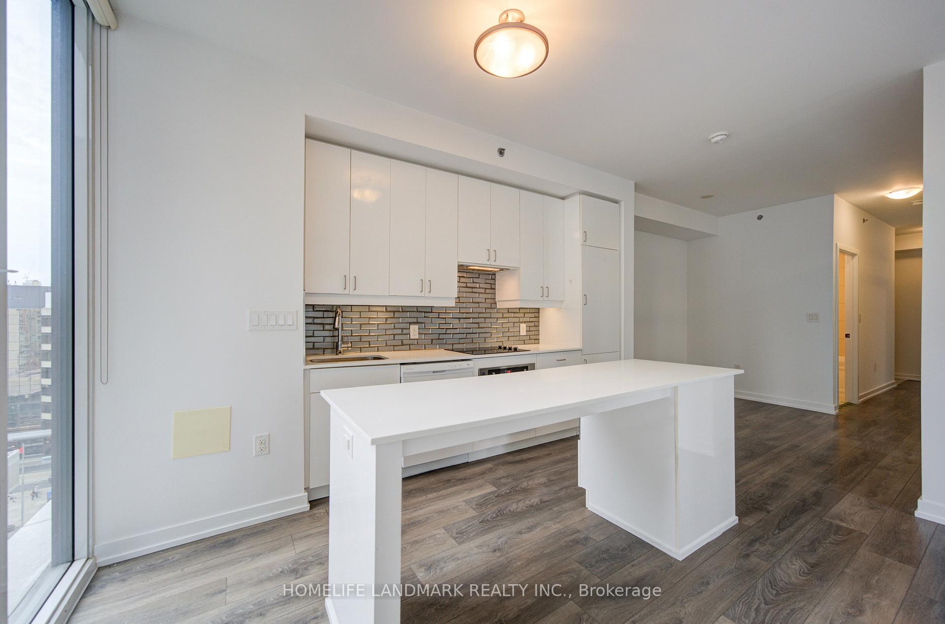 Photo 15 of Unit 803, 426 University Avenue, Toronto, Kensington-Chinatown — HOMEH