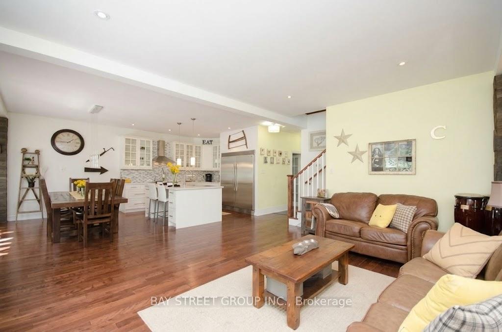 Photo 3 of 133 Riveredge Drive, Georgina, Keswick North — HOMEH