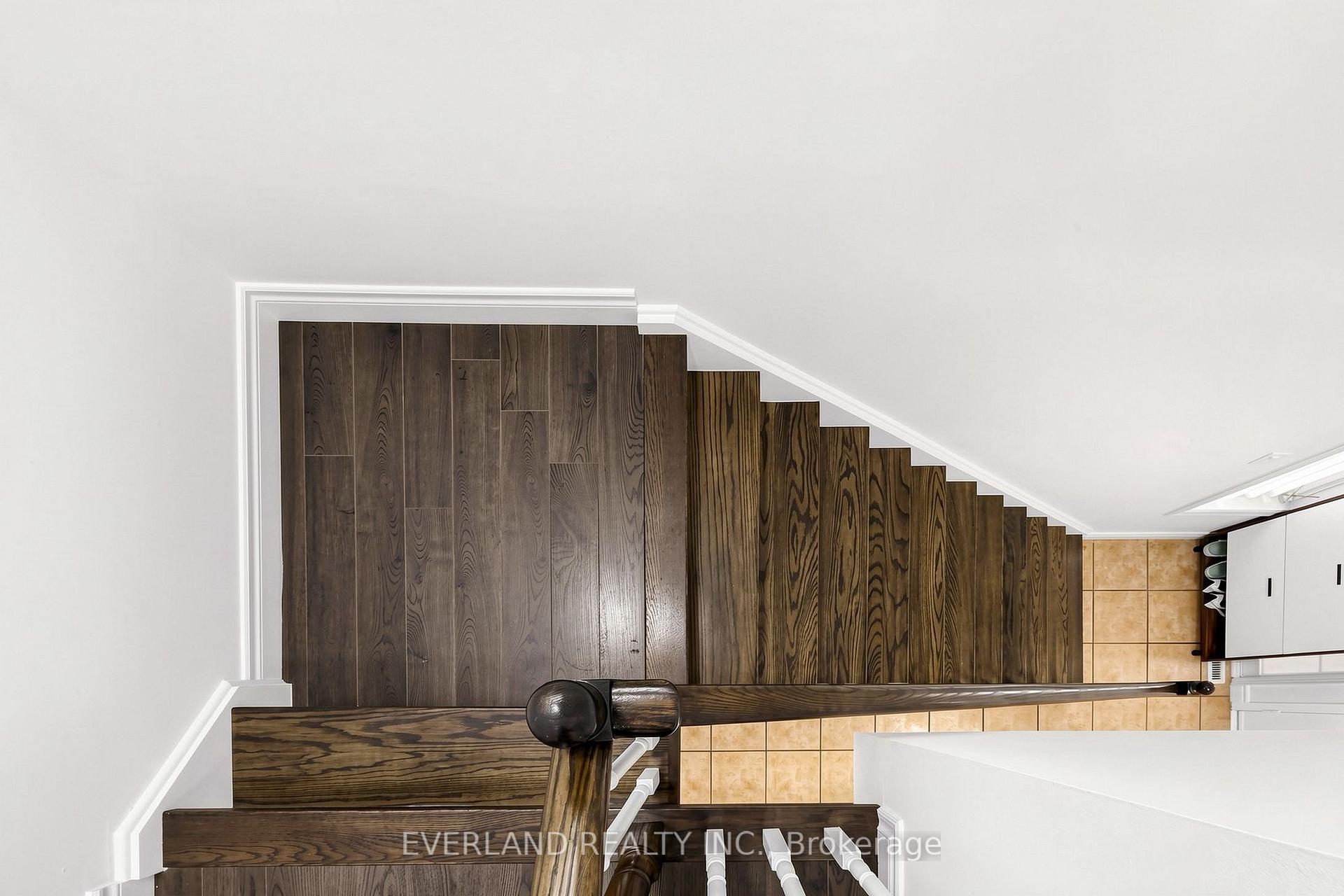 Photo 9 of 5588 Highbank Road, Mississauga, Central Erin Mills — HOMEH
