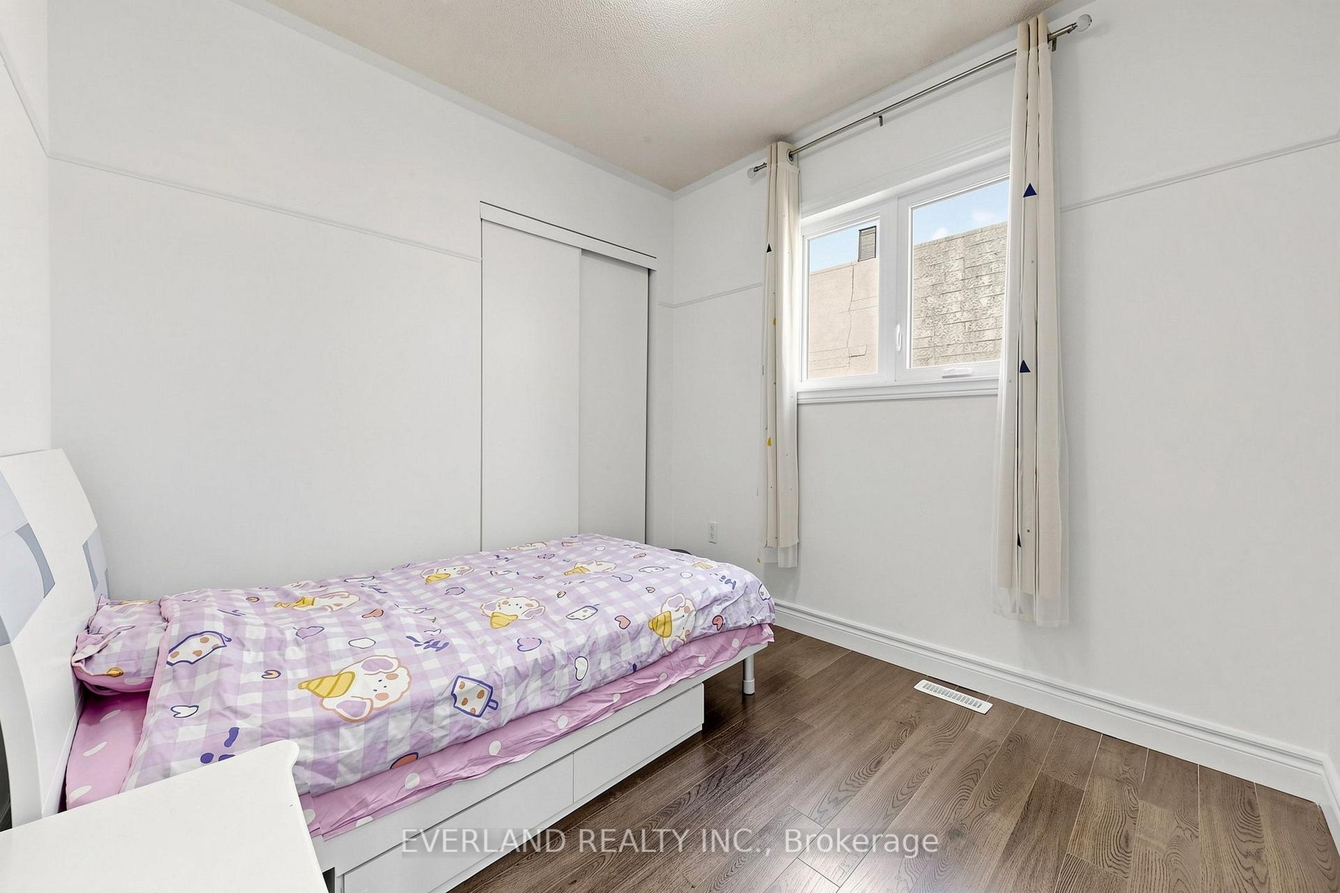 Photo 13 of 5588 Highbank Road, Mississauga, Central Erin Mills — HOMEH