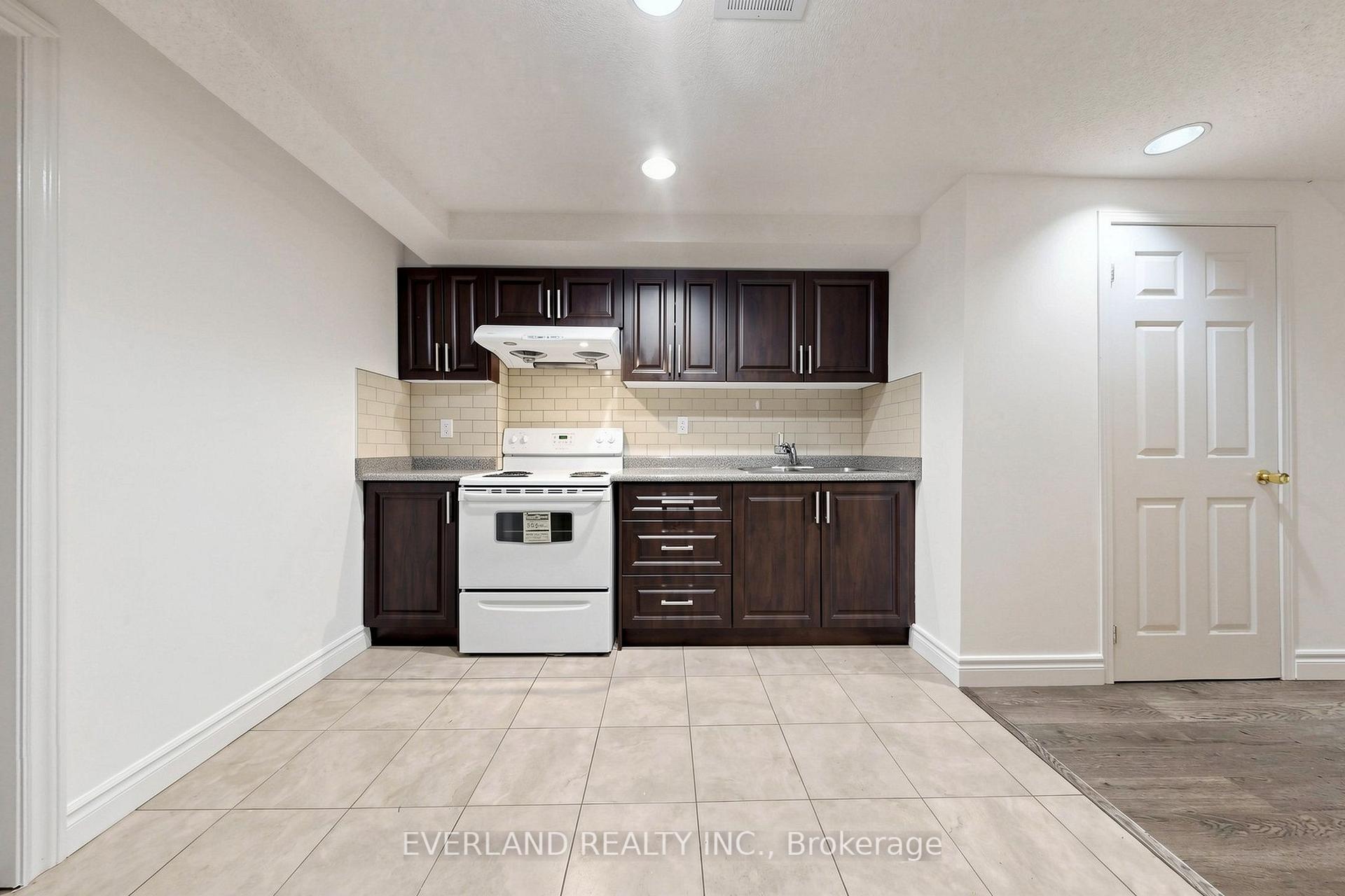 Photo 21 of 5588 Highbank Road, Mississauga, Central Erin Mills — HOMEH