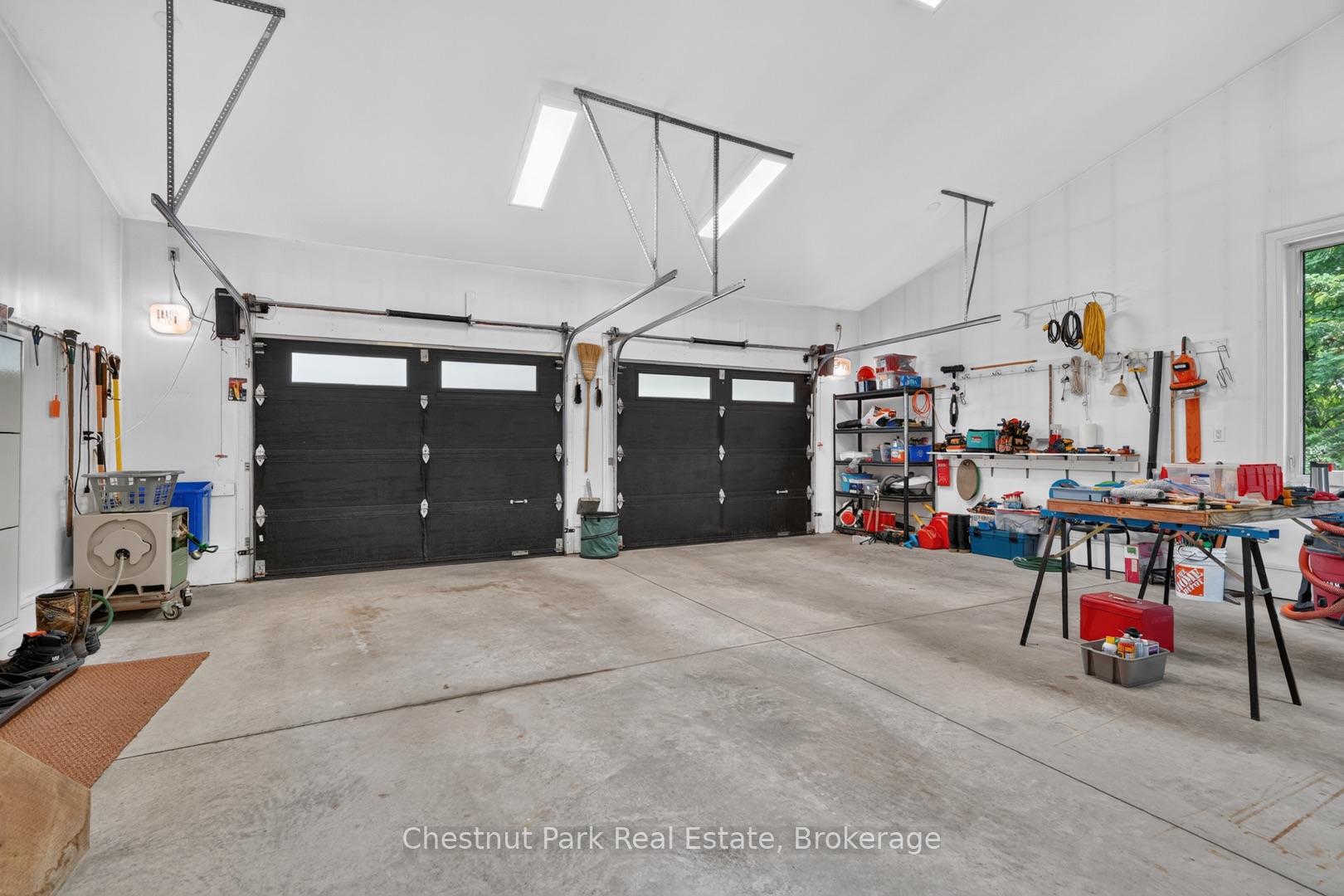 Photo 32 of 115 Lindgren Road E, Huntsville, Brunel — HOMEH