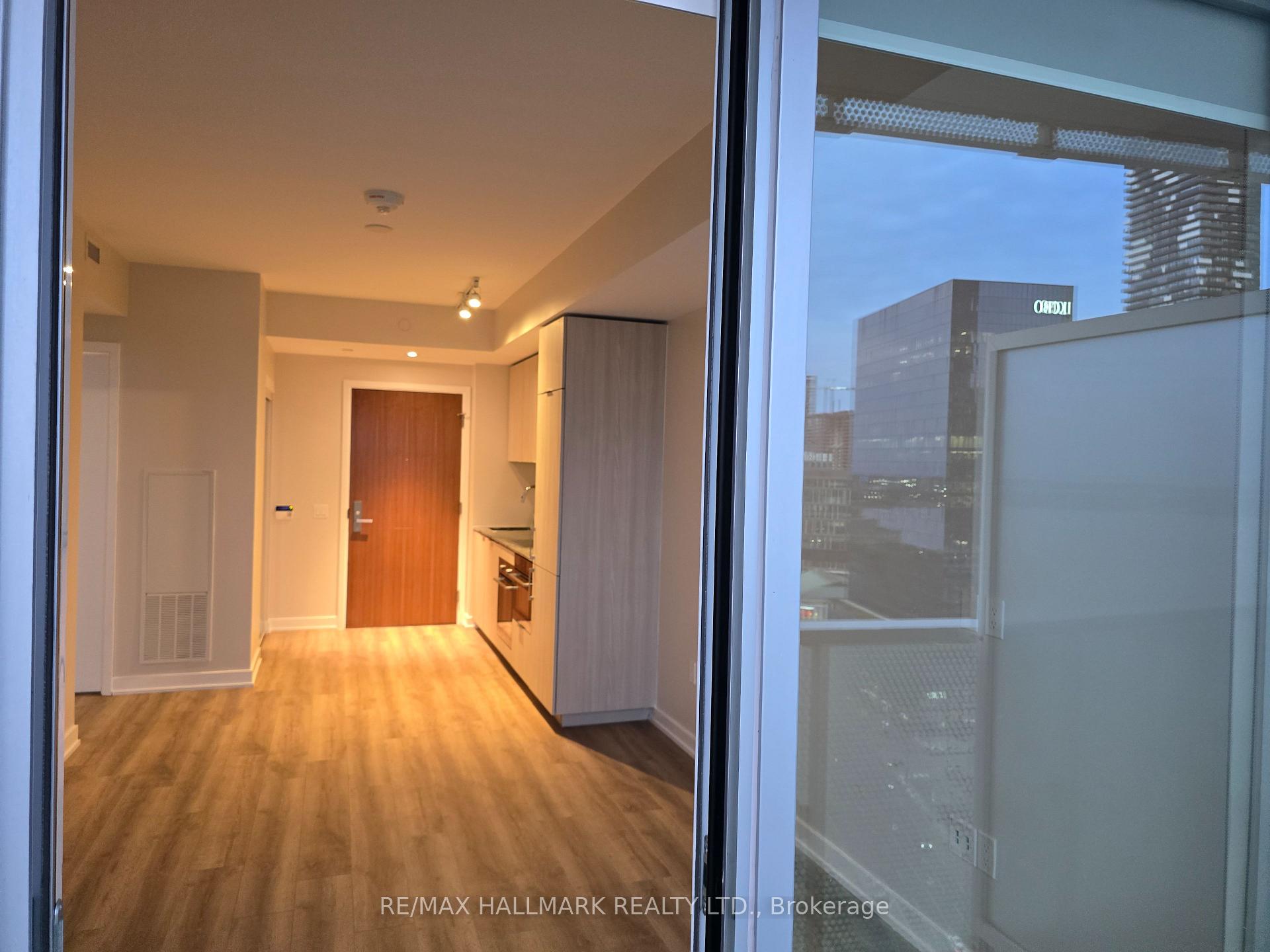 Photo 13 of Unit 2210, 15 Queens Quay E, Toronto, Waterfront Communities — HOMEH
