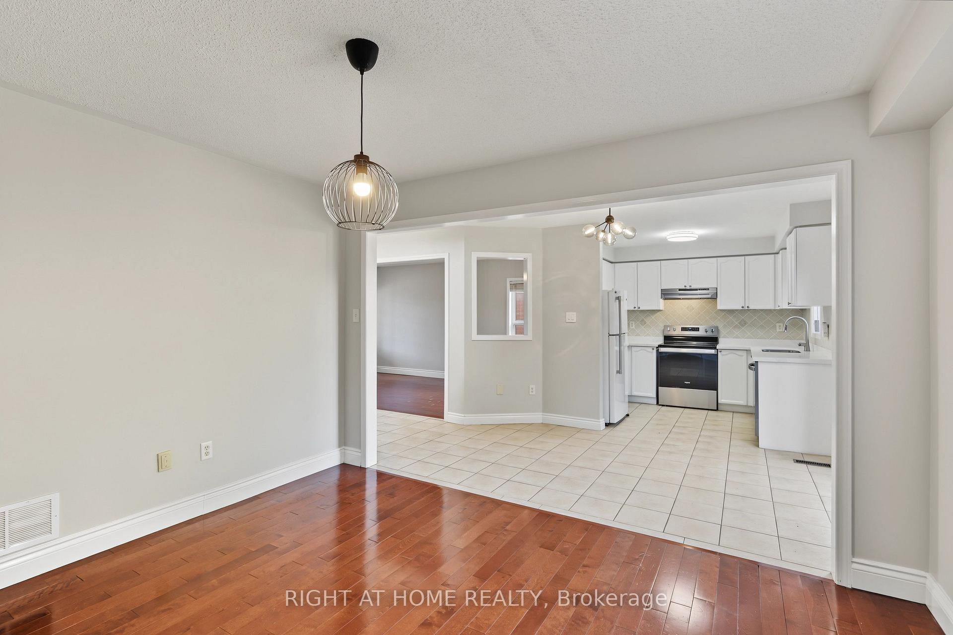 Photo 15 of 88 Scottsdale Drive, Clarington, Bowmanville — HOMEH