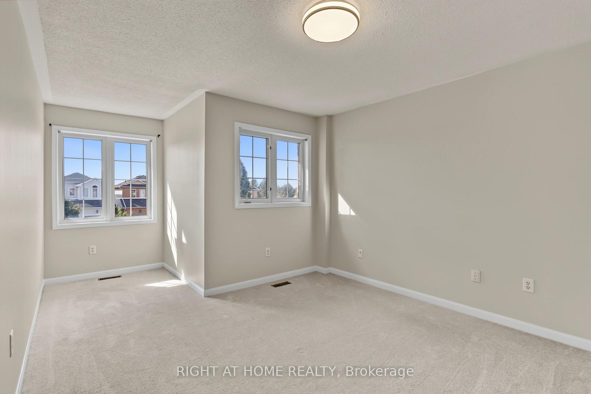 Photo 27 of 88 Scottsdale Drive, Clarington, Bowmanville — HOMEH