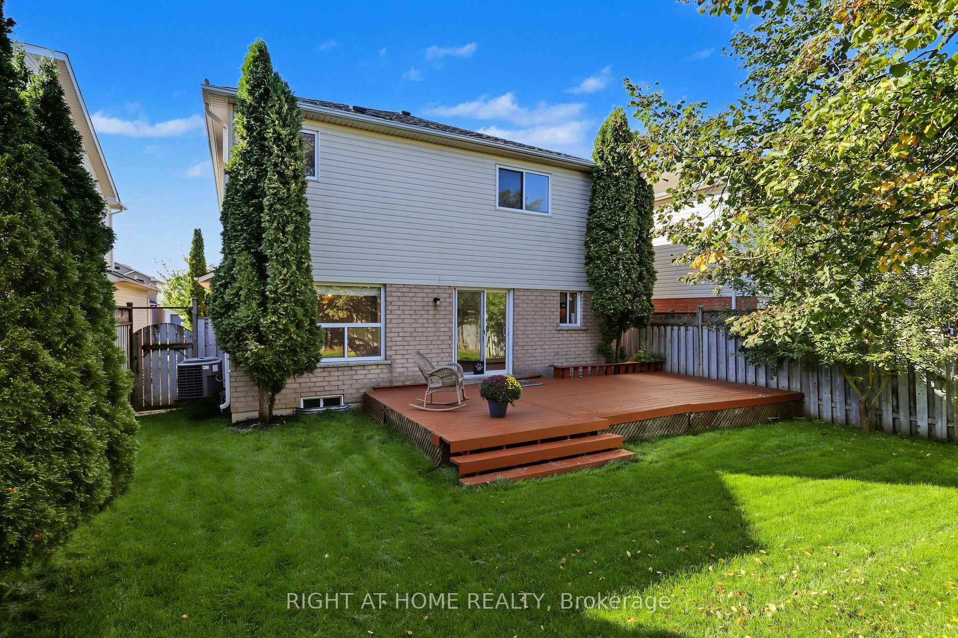 Photo 39 of 88 Scottsdale Drive, Clarington, Bowmanville — HOMEH