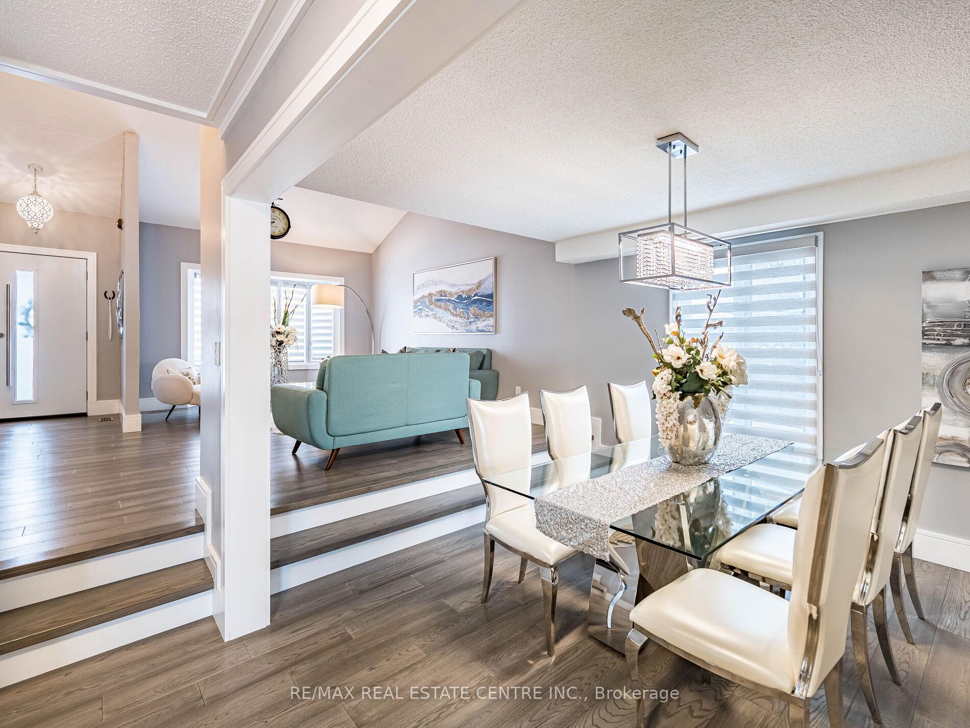 Photo 12 of 114 Parkwood Crescent, Hamilton, Thorner — HOMEH