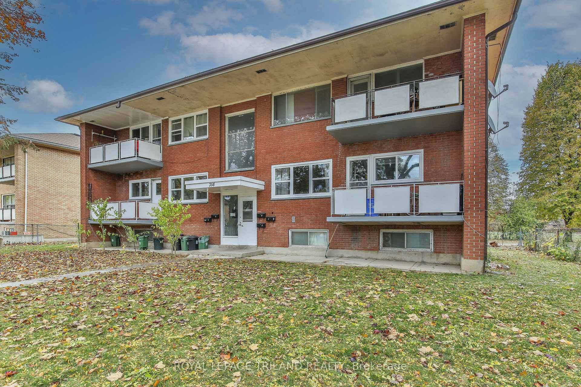Photo 1 of Unit 4, 358 Hilton Avenue, London, East H — HOMEH