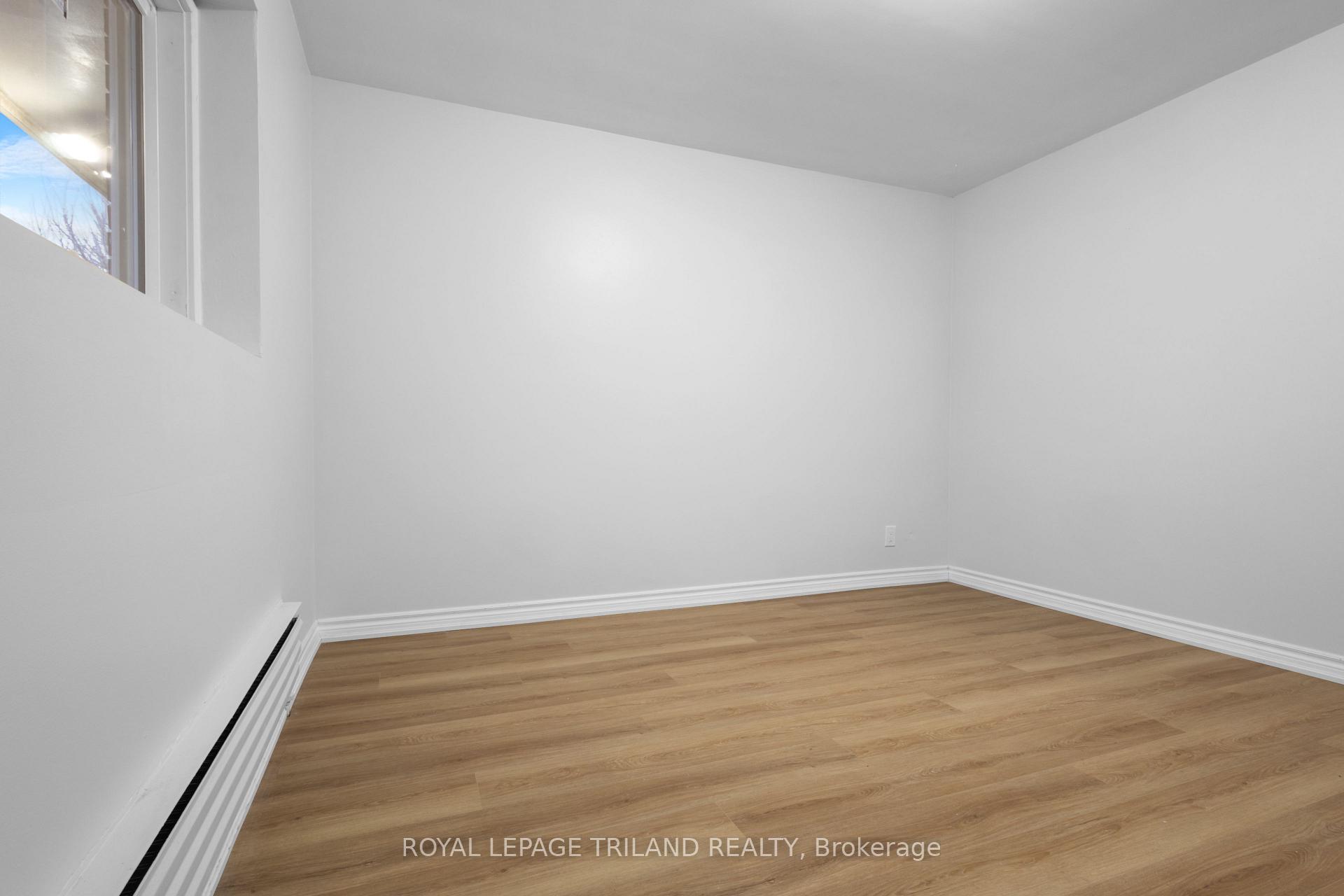 Photo 13 of Unit 4, 358 Hilton Avenue, London, East H — HOMEH