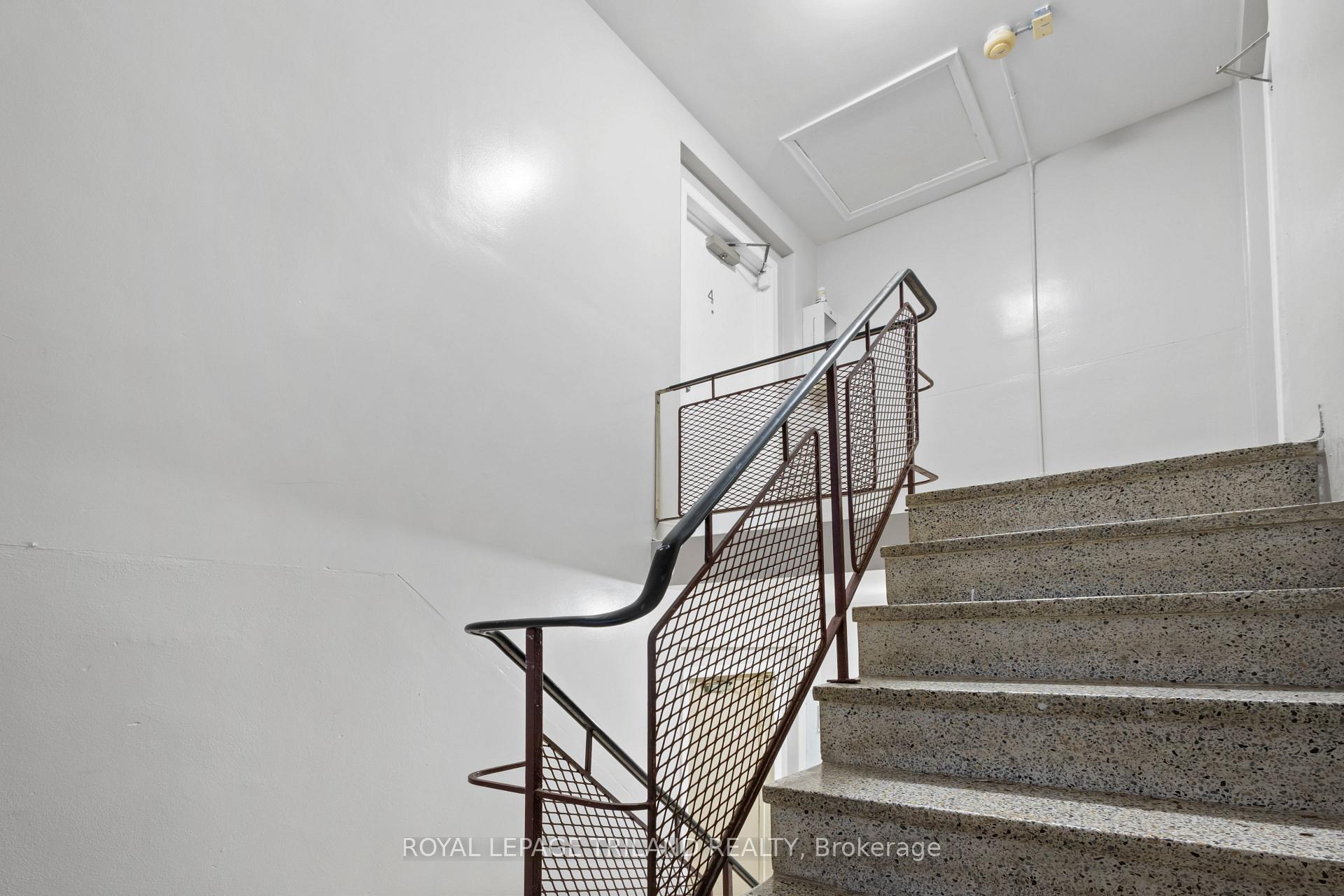 Photo 26 of Unit 4, 358 Hilton Avenue, London, East H — HOMEH