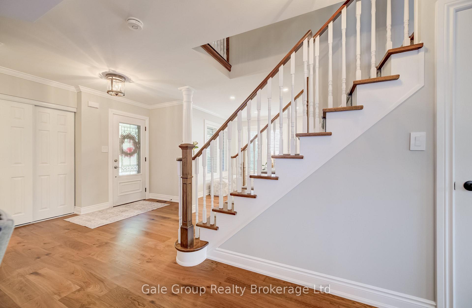 Photo 5 of 76 Pentland Road, Hamilton, Waterdown — HOMEH