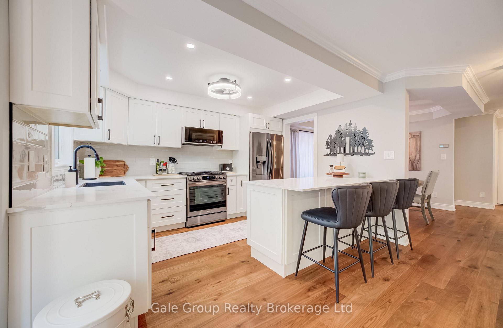 Photo 10 of 76 Pentland Road, Hamilton, Waterdown — HOMEH