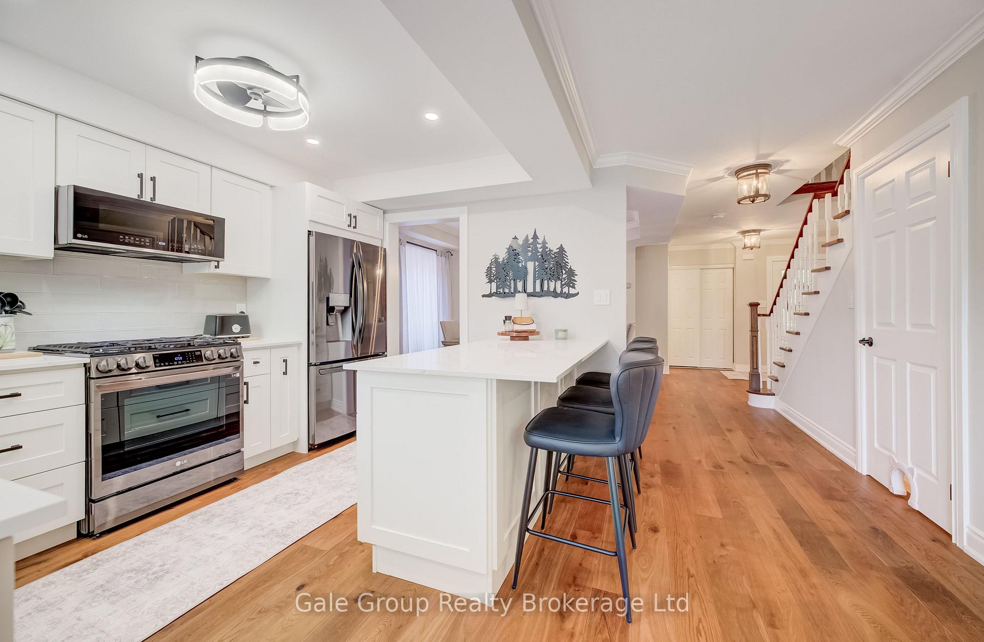 Photo 12 of 76 Pentland Road, Hamilton, Waterdown — HOMEH