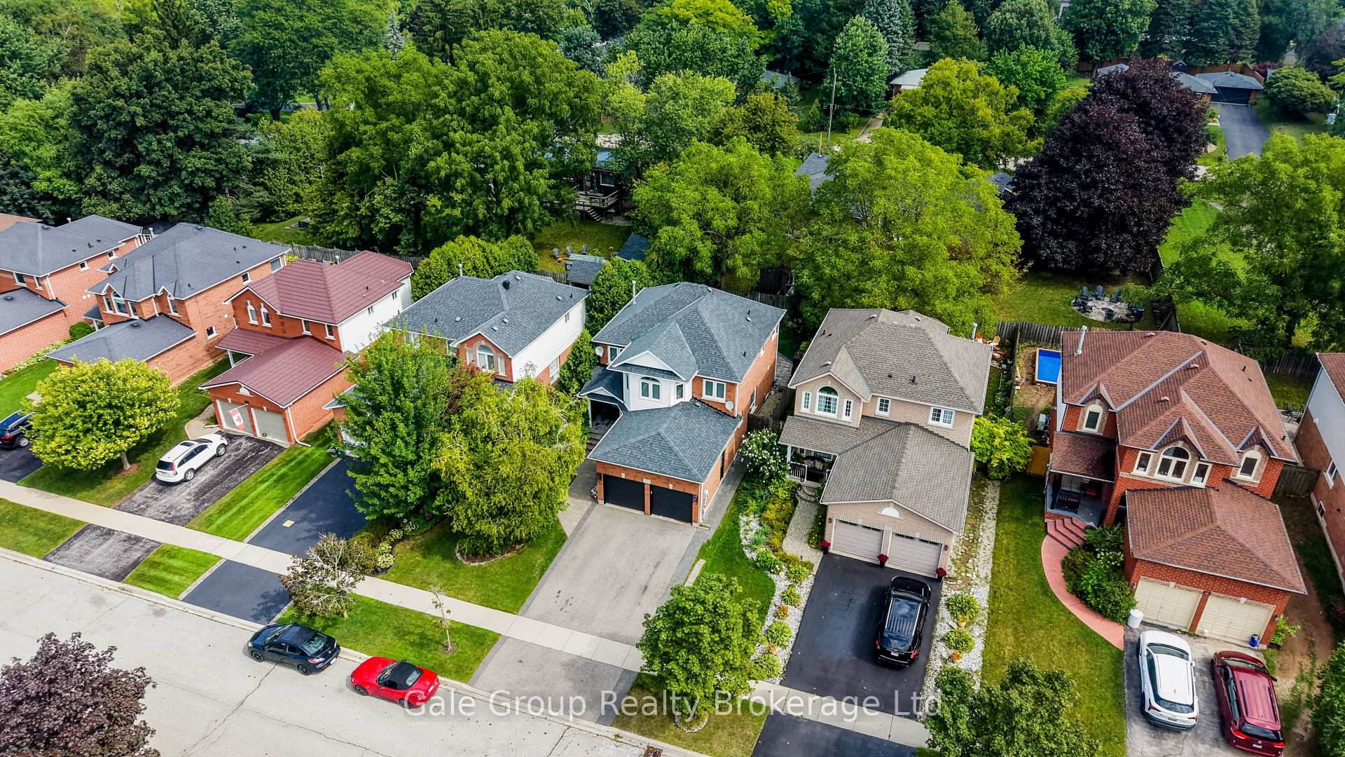 Photo 46 of 76 Pentland Road, Hamilton, Waterdown — HOMEH