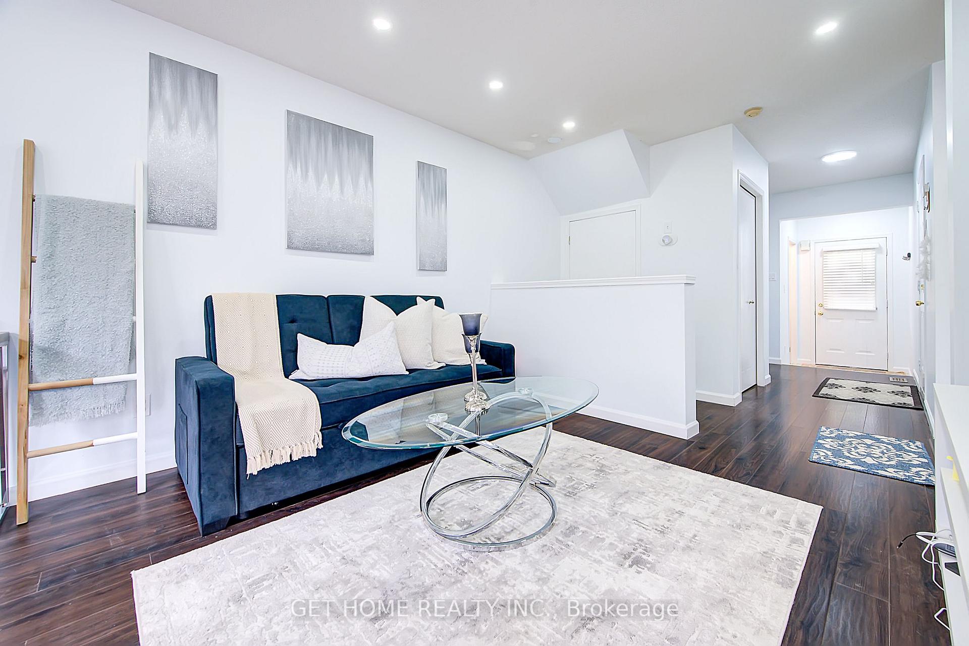 Photo 9 of 120 Masterson Crescent, Cambridge, Lang's Farm — HOMEH