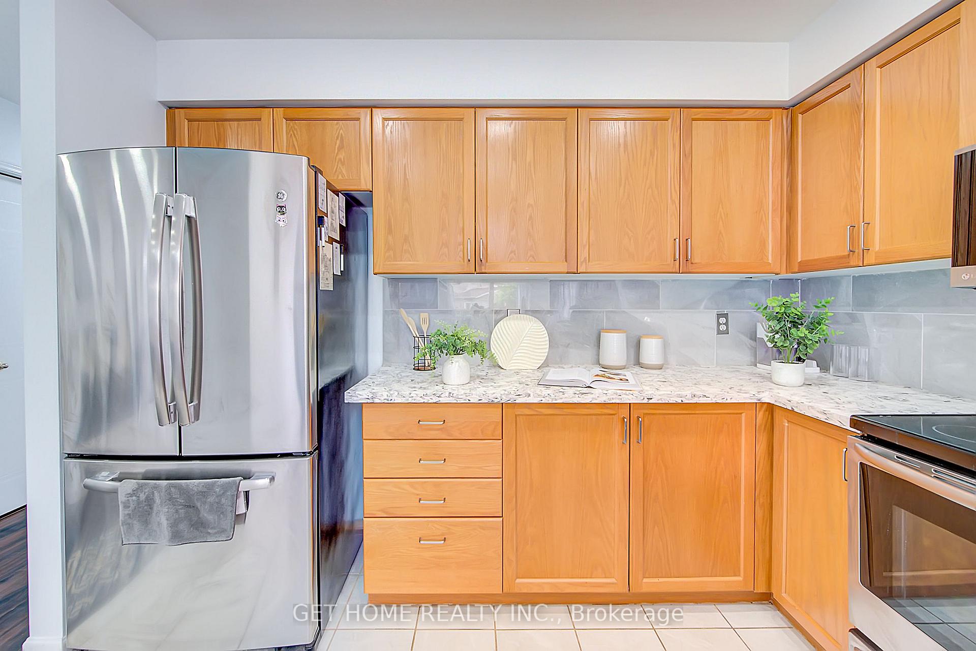Photo 15 of 120 Masterson Crescent, Cambridge, Lang's Farm — HOMEH