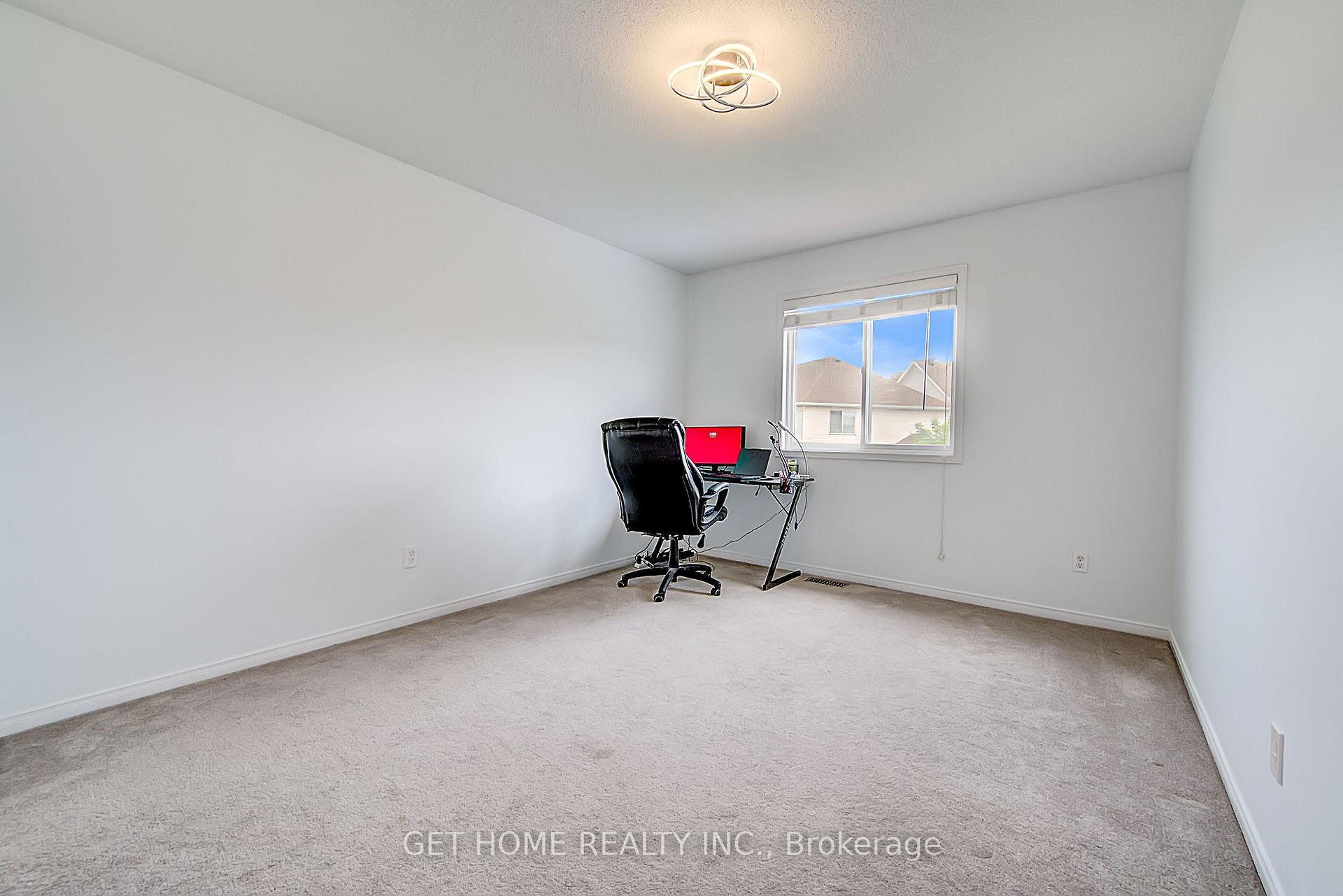 Photo 28 of 120 Masterson Crescent, Cambridge, Lang's Farm — HOMEH