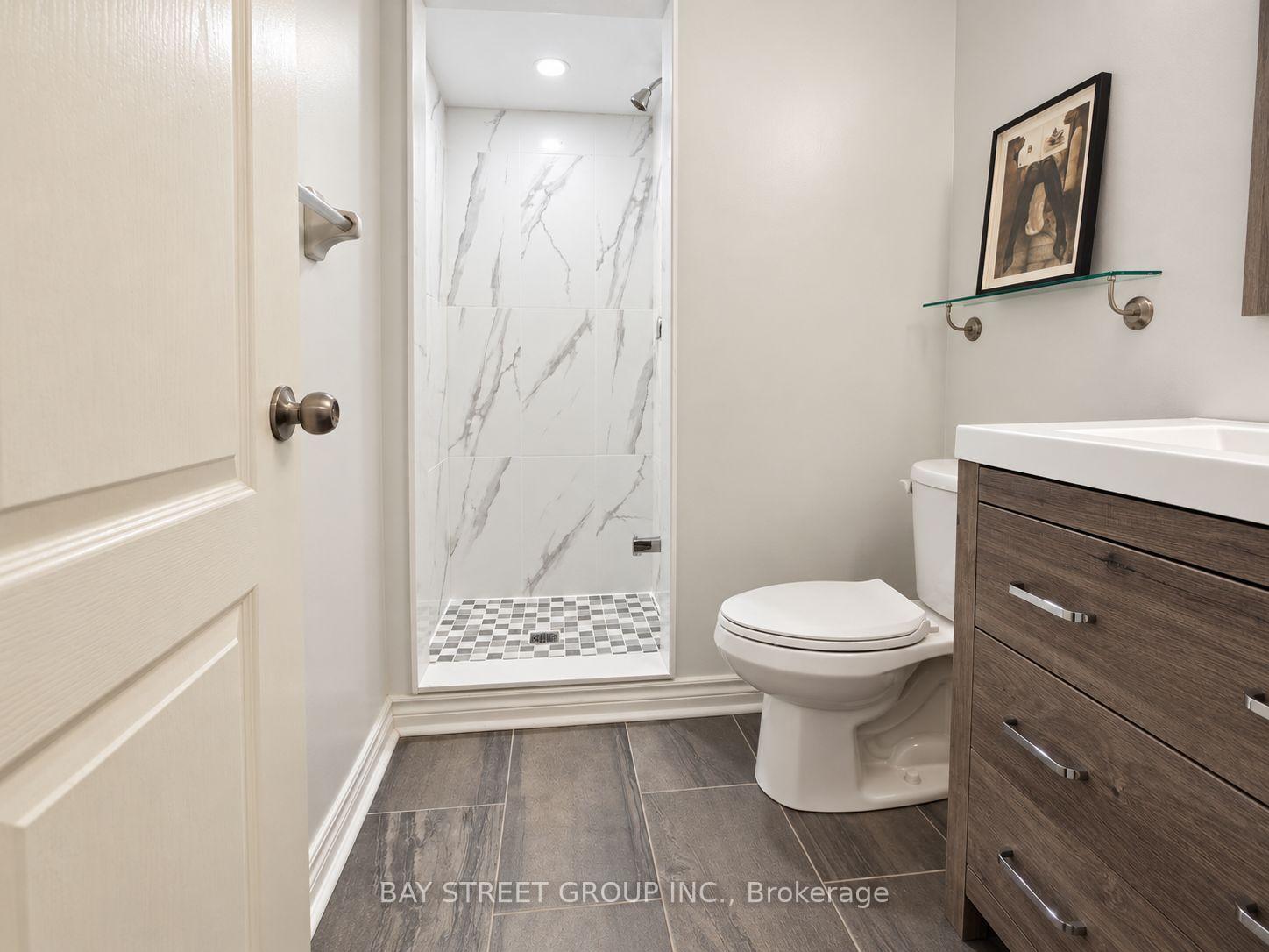 Photo 11 of 35 Park Common Boulevard, Markham, Commerce Valley — HOMEH