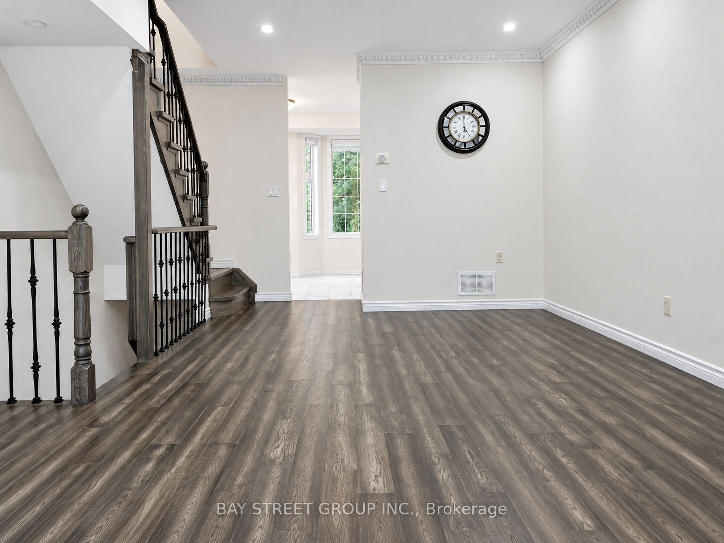 Photo 13 of 35 Park Common Boulevard, Markham, Commerce Valley — HOMEH
