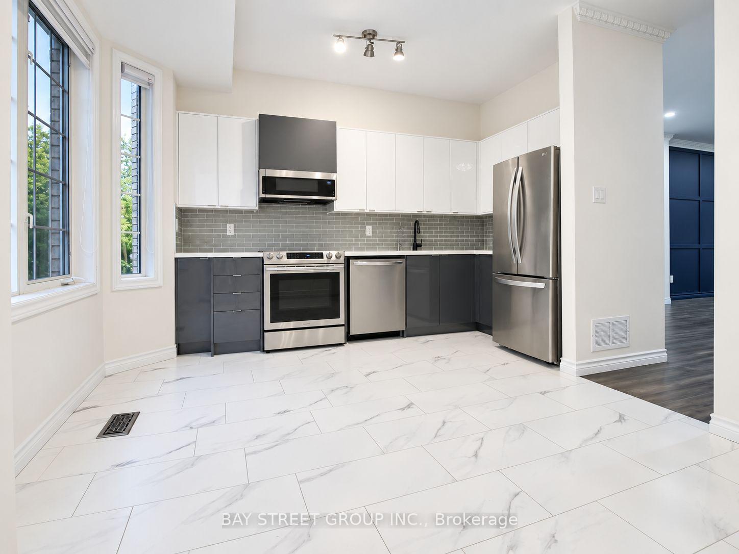 Photo 18 of 35 Park Common Boulevard, Markham, Commerce Valley — HOMEH