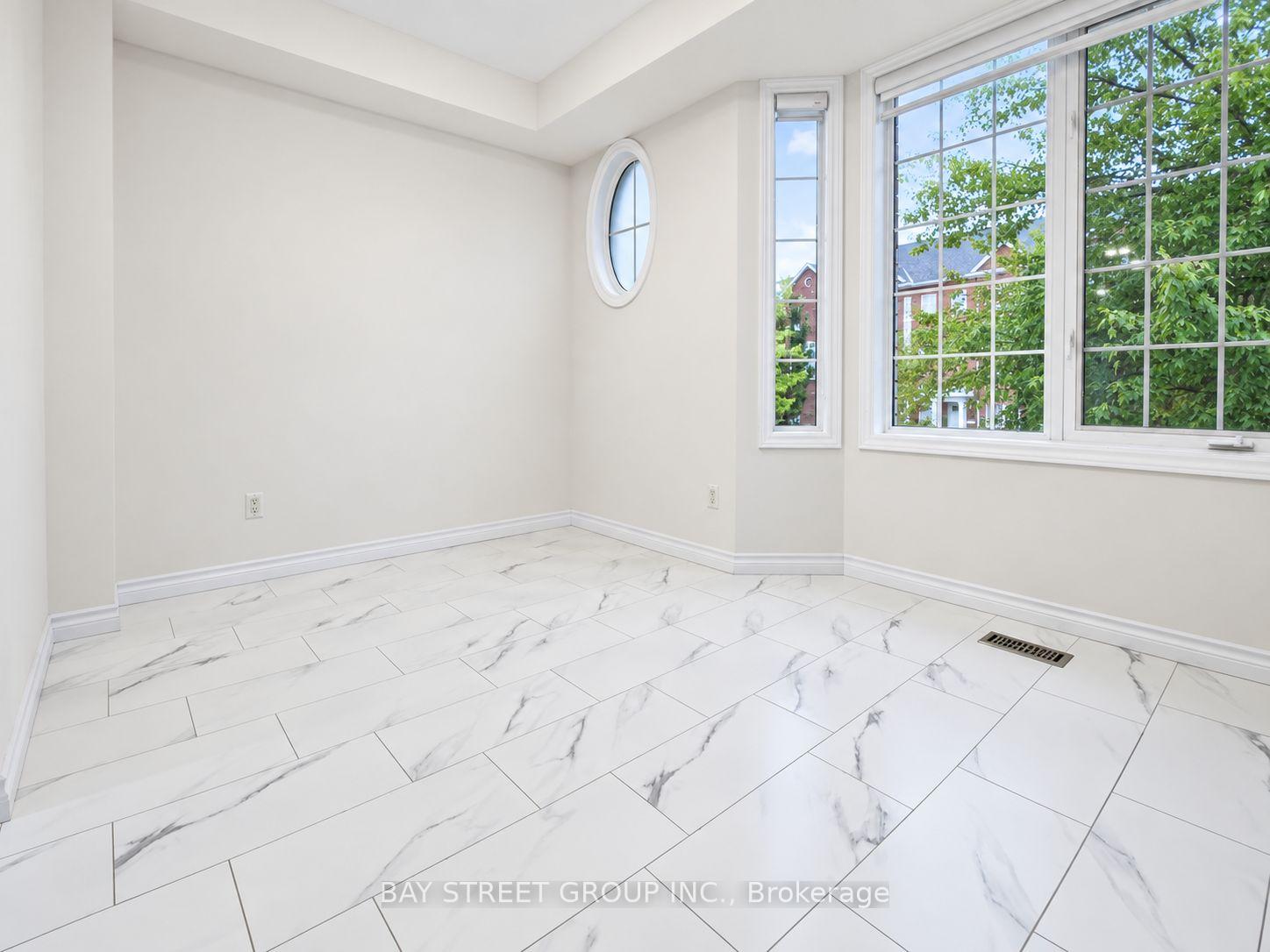 Photo 24 of 35 Park Common Boulevard, Markham, Commerce Valley — HOMEH