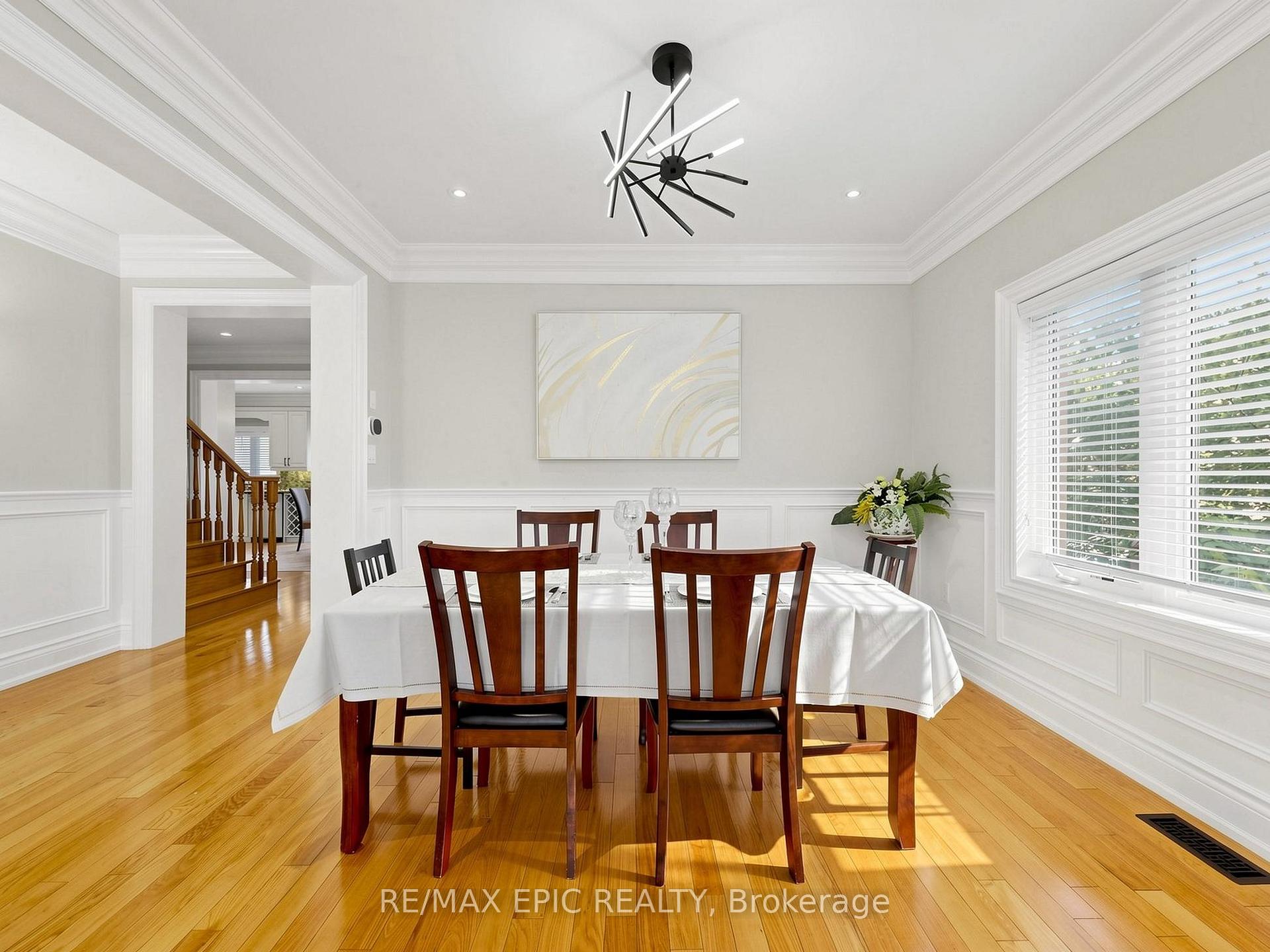 Photo 13 of 6 Malta Court, Richmond Hill, Jefferson — HOMEH