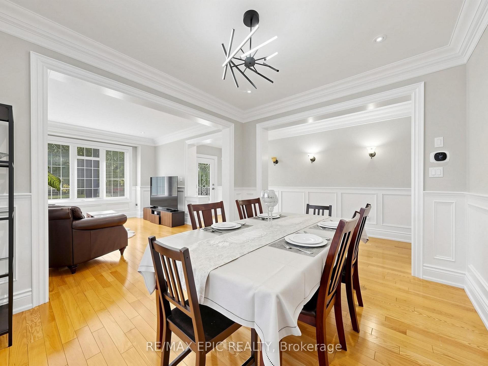 Photo 15 of 6 Malta Court, Richmond Hill, Jefferson — HOMEH