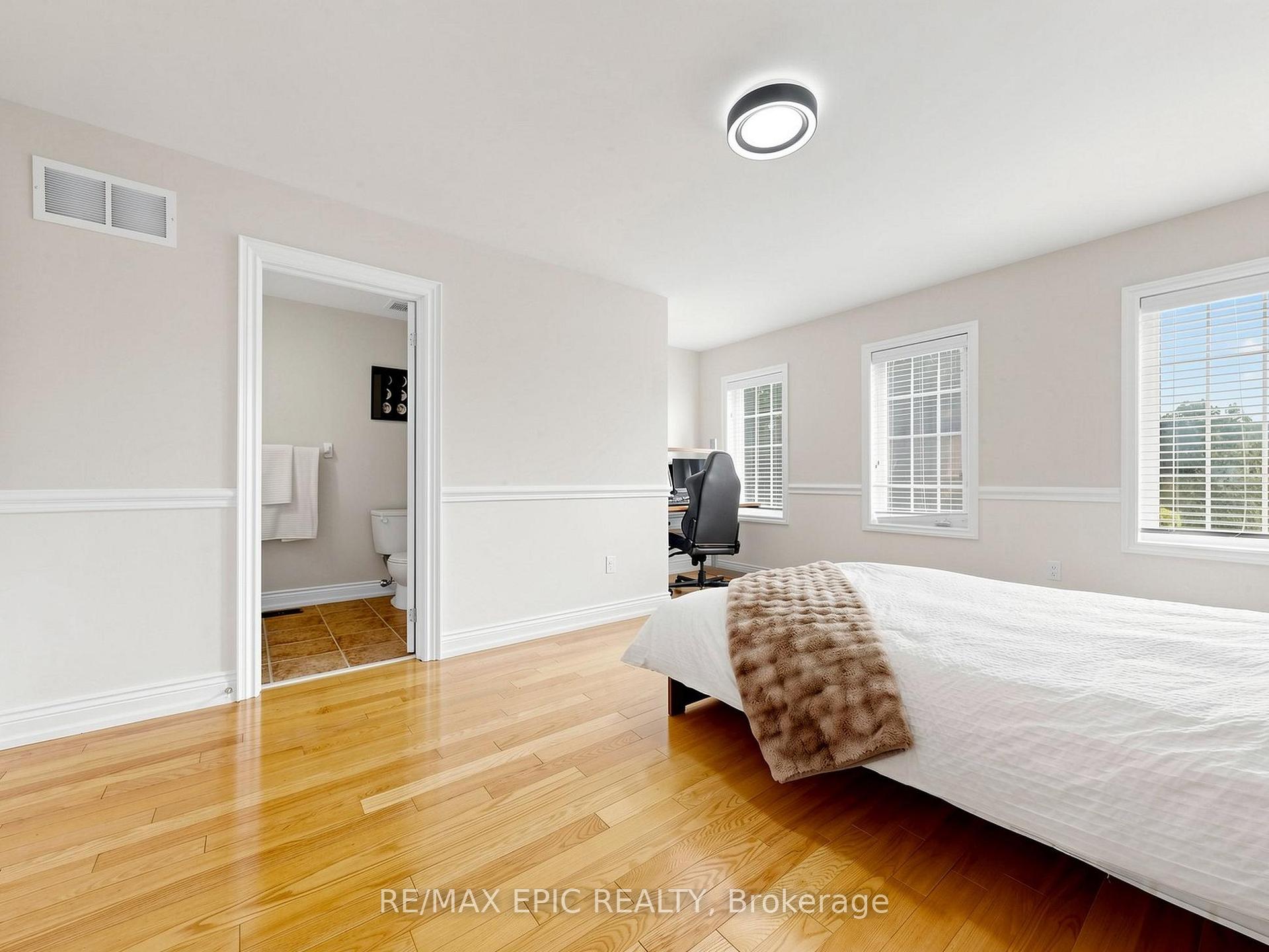 Photo 40 of 6 Malta Court, Richmond Hill, Jefferson — HOMEH