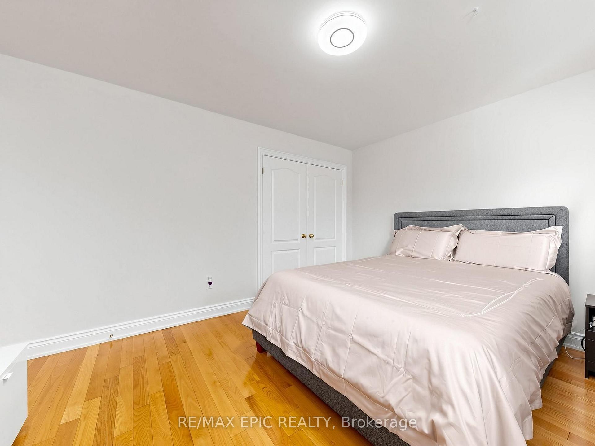Photo 44 of 6 Malta Court, Richmond Hill, Jefferson — HOMEH