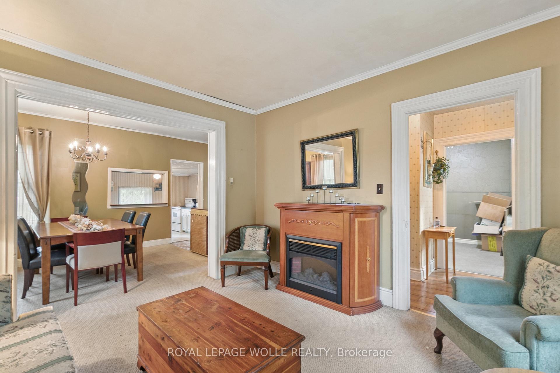 Photo 4 of 53 Capron Street, Brant, Paris — HOMEH