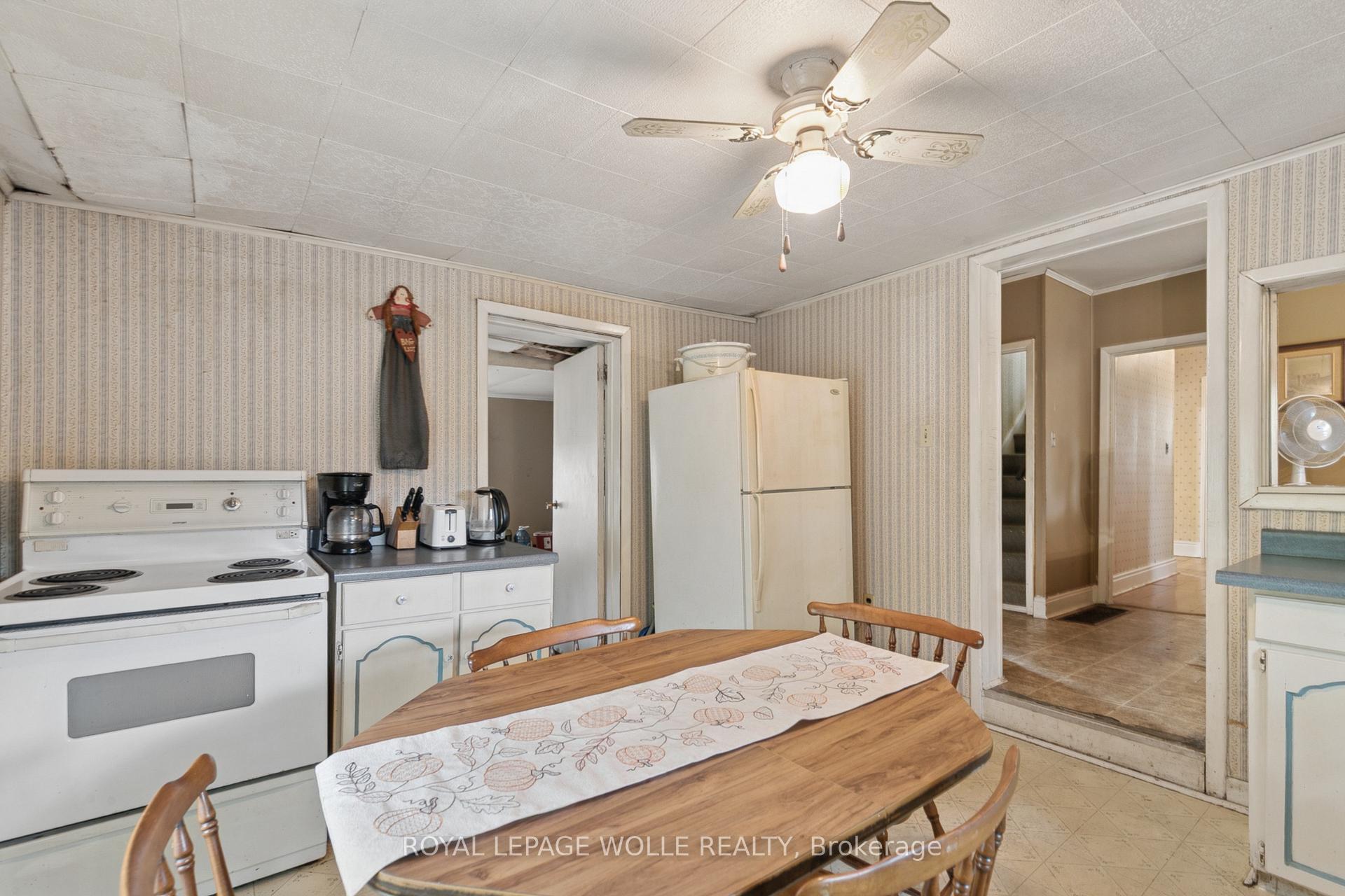Photo 11 of 53 Capron Street, Brant, Paris — HOMEH