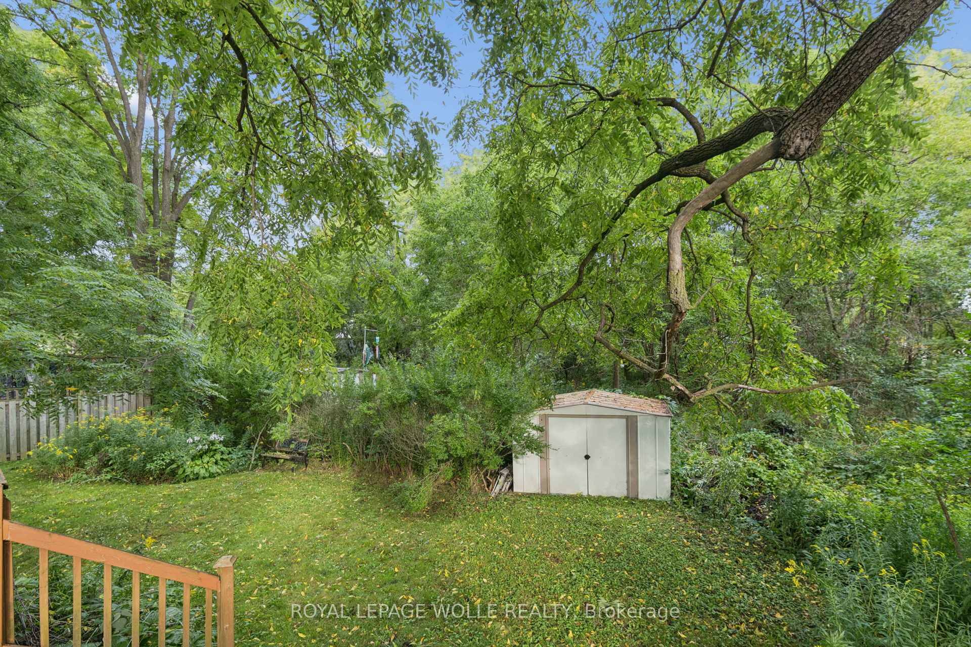 Photo 24 of 53 Capron Street, Brant, Paris — HOMEH