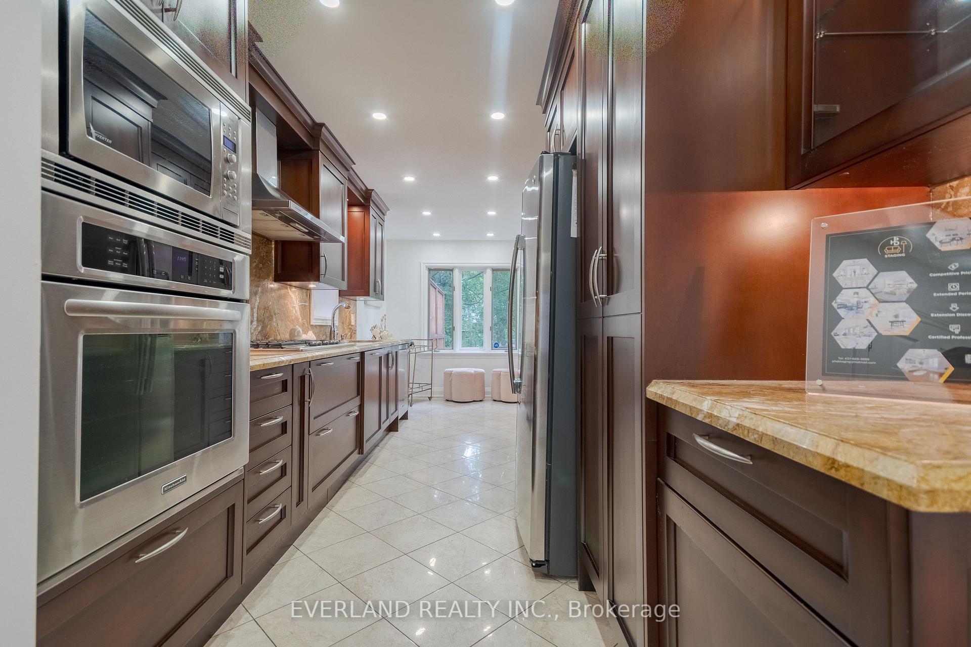 Photo 5 of 351 Lawrence Avenue W, Toronto, Bedford Park-Nortown — HOMEH