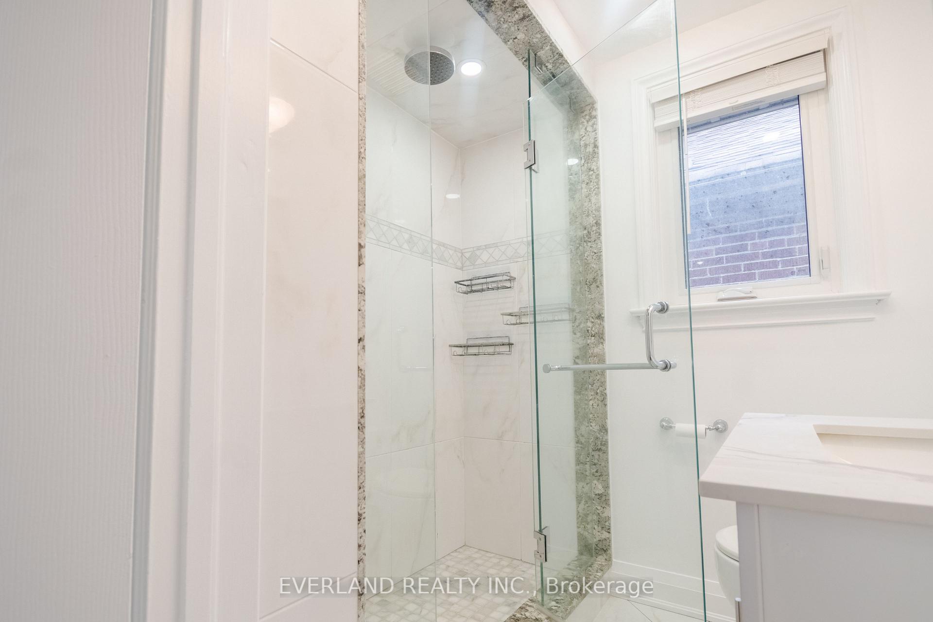 Photo 24 of 351 Lawrence Avenue W, Toronto, Bedford Park-Nortown — HOMEH