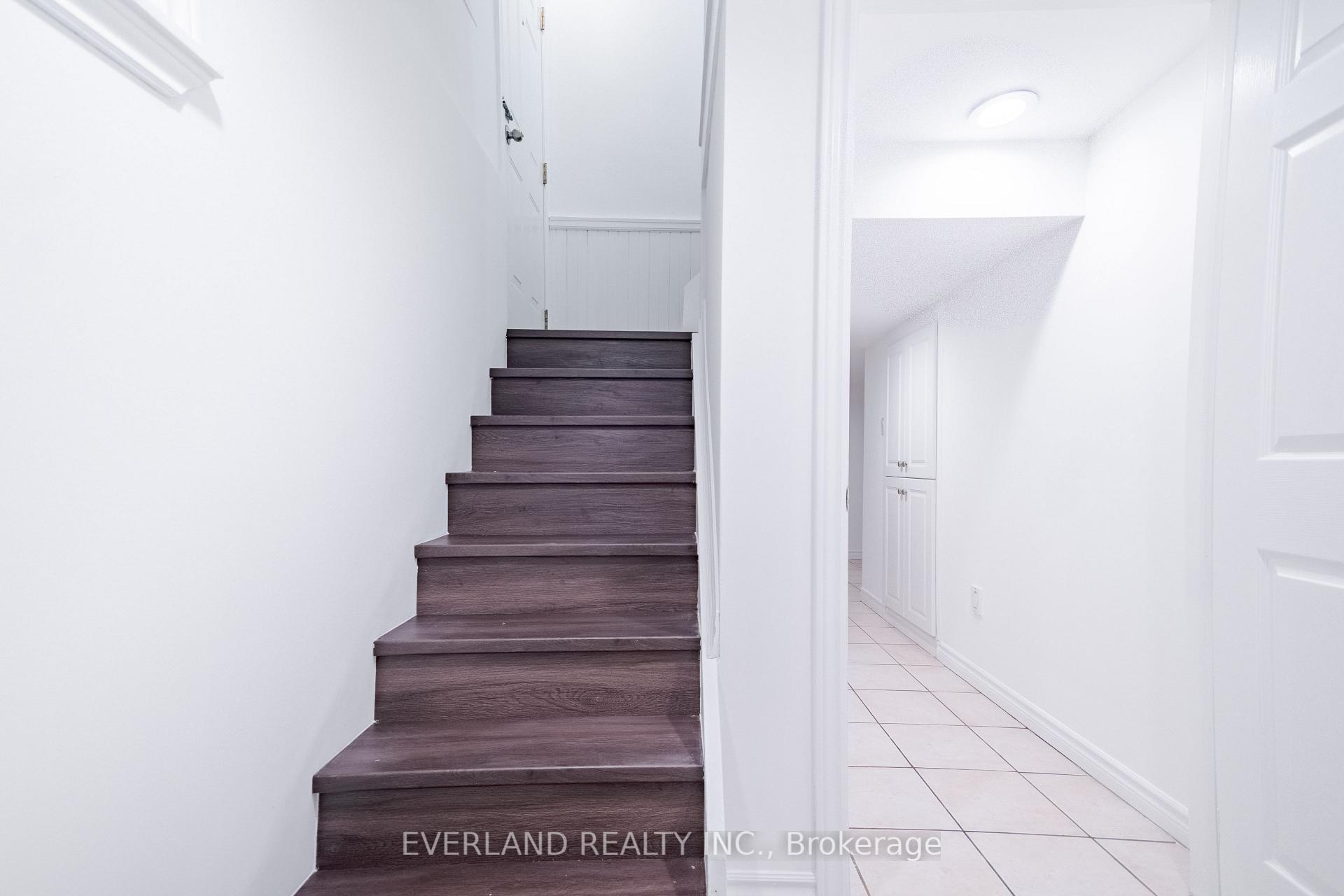 Photo 37 of 351 Lawrence Avenue W, Toronto, Bedford Park-Nortown — HOMEH