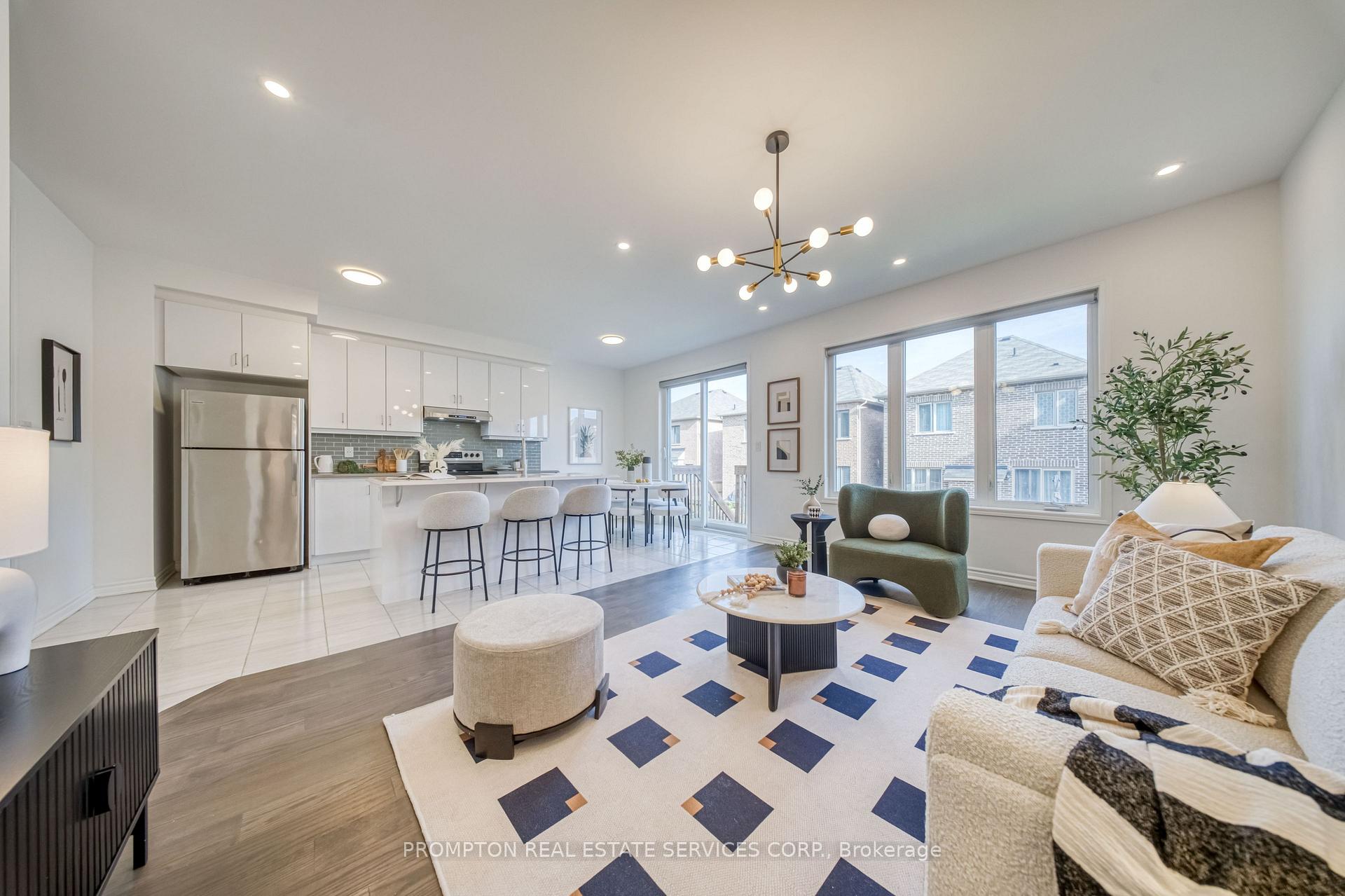 Photo 16 of 16 Ness Drive, Richmond Hill, Rural Richmond Hill — HOMEH