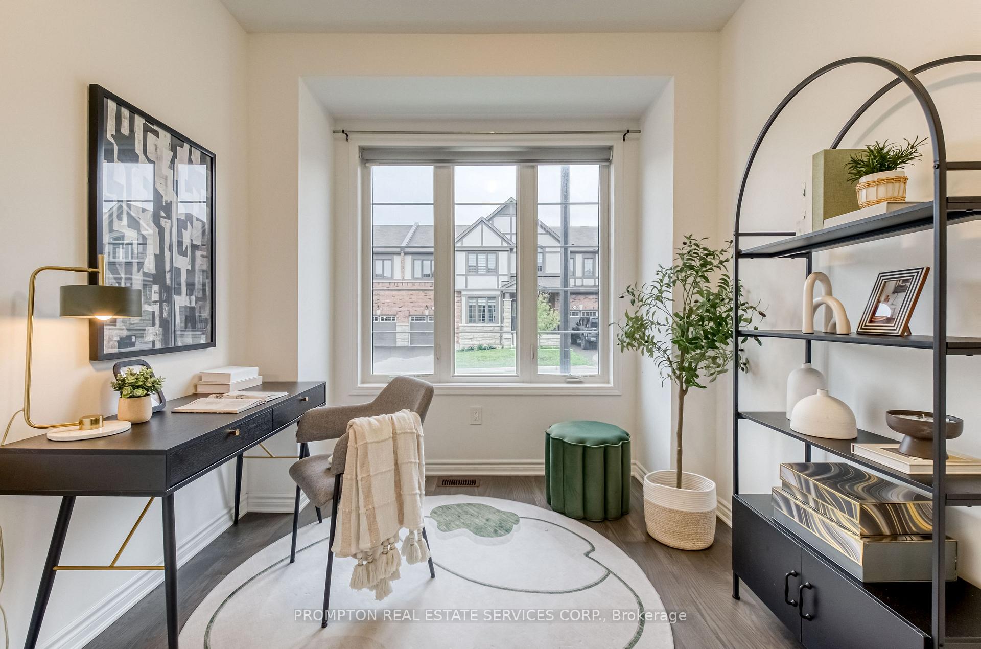 Photo 19 of 16 Ness Drive, Richmond Hill, Rural Richmond Hill — HOMEH