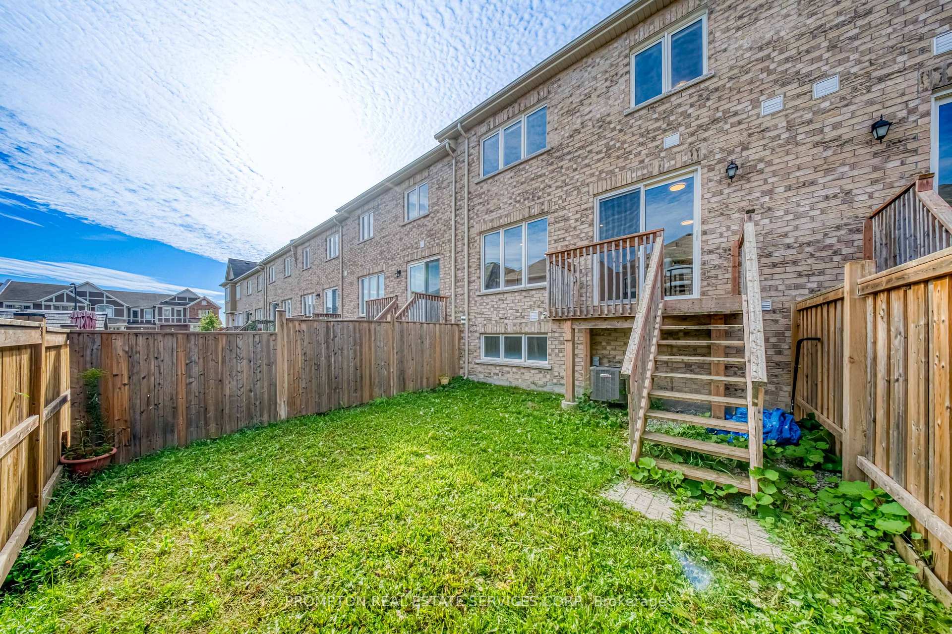 Photo 36 of 16 Ness Drive, Richmond Hill, Rural Richmond Hill — HOMEH