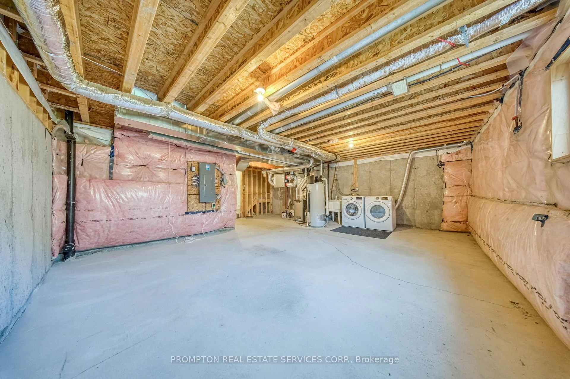Photo 29 of 16 Ness Drive, Richmond Hill, Rural Richmond Hill — HOMEH