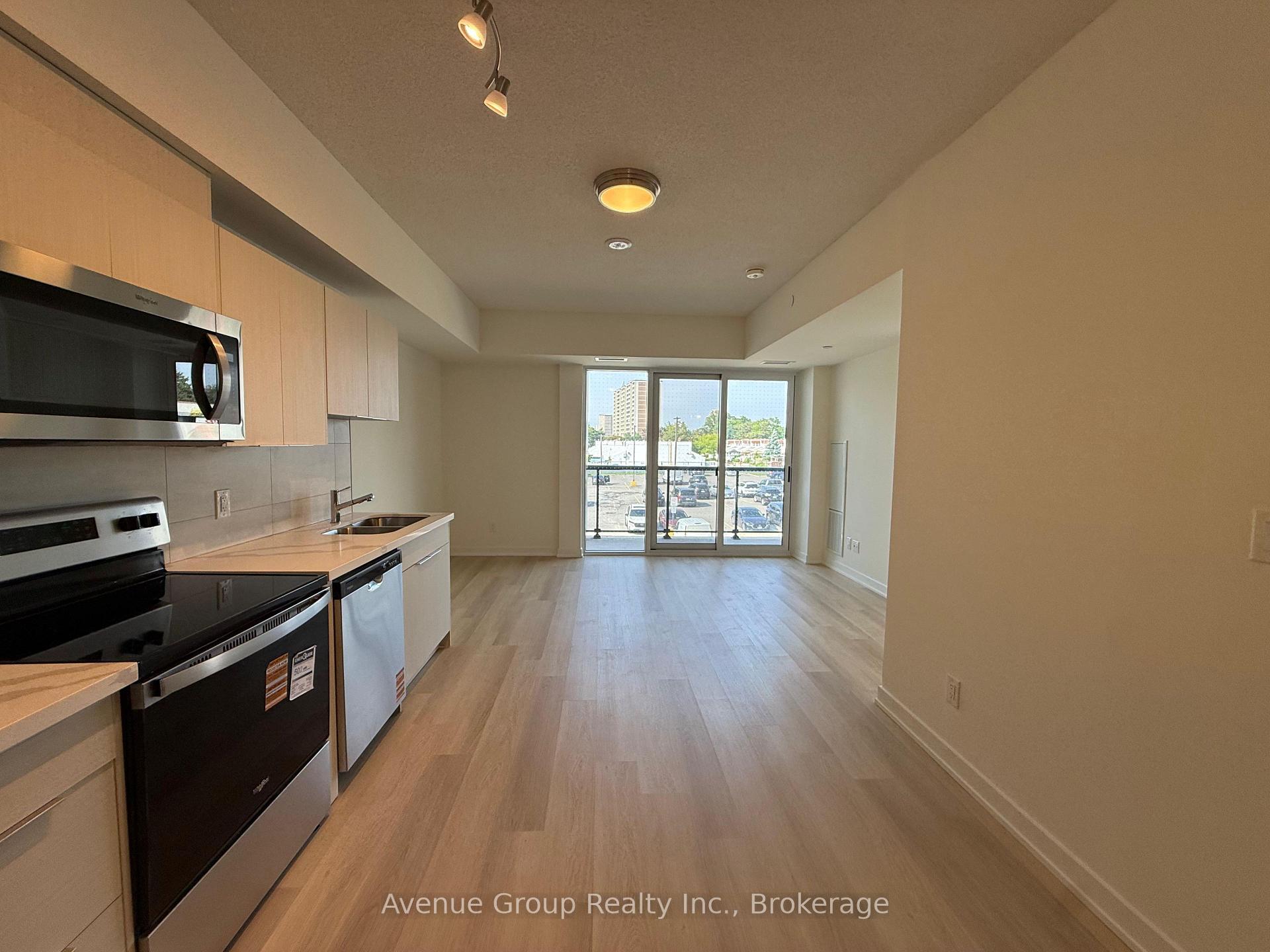Photo 3 of Unit 215, 2825 Jane Street, North York, Glenfield-Jane Heights — HOMEH