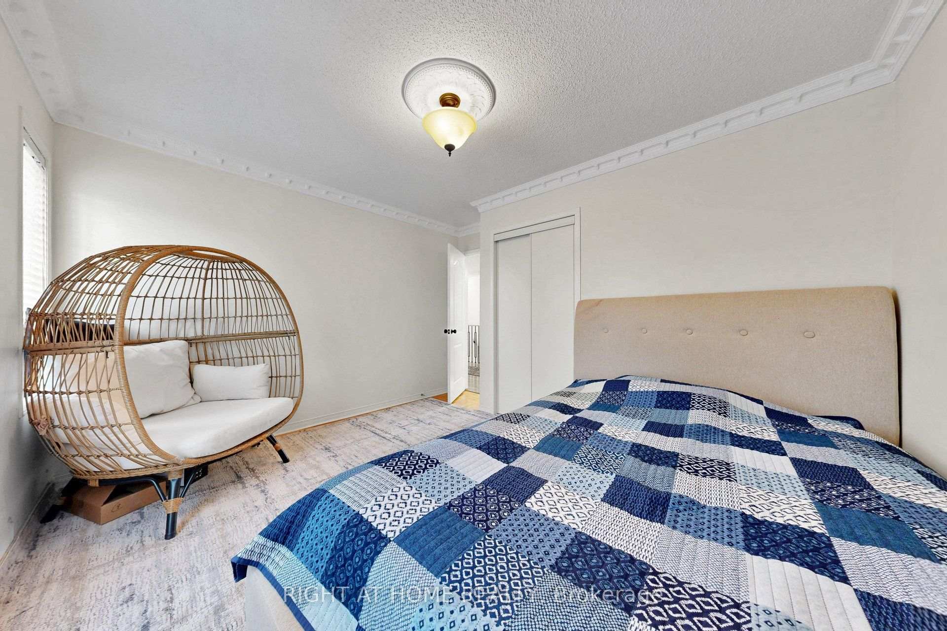 Photo 20 of 262 Wildberry Crescent, Vaughan, Vellore Village — HOMEH