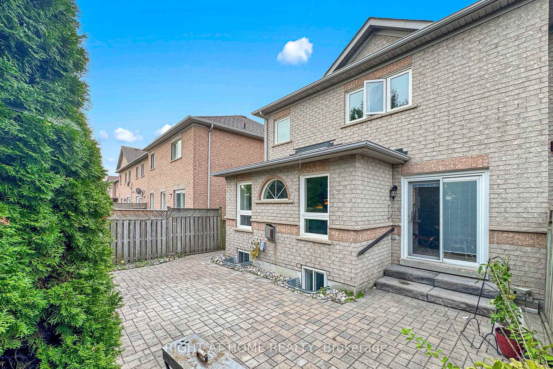 Photo 40 of 262 Wildberry Crescent, Vaughan, Vellore Village — HOMEH