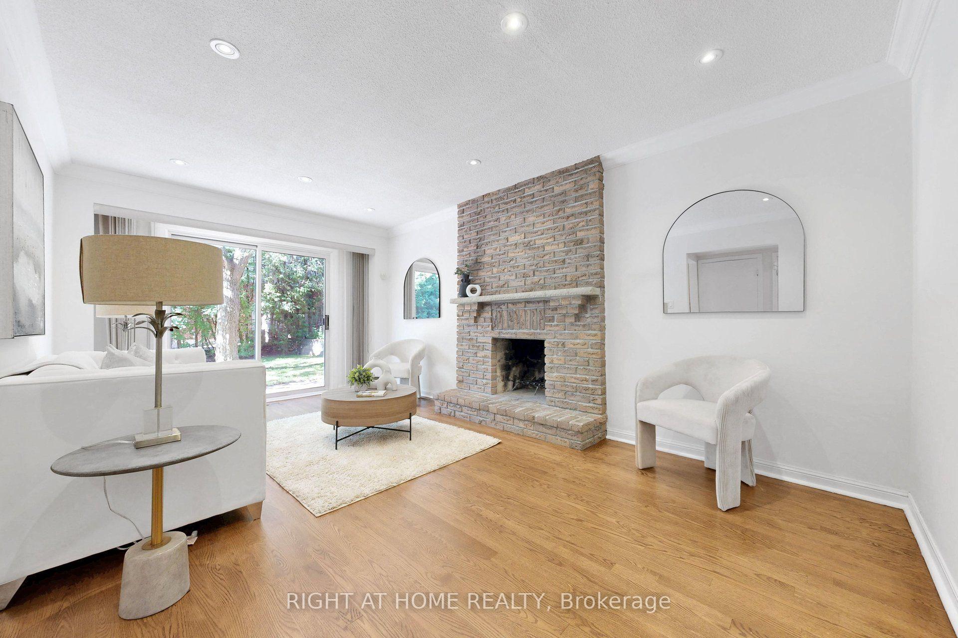 Photo 14 of 30 Abraham Avenue, Markham, Aileen-Willowbrook — HOMEH