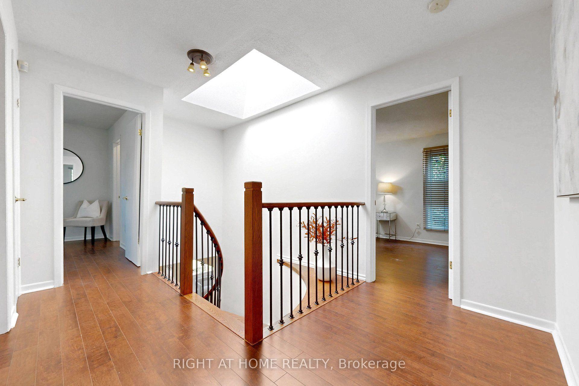 Photo 21 of 30 Abraham Avenue, Markham, Aileen-Willowbrook — HOMEH