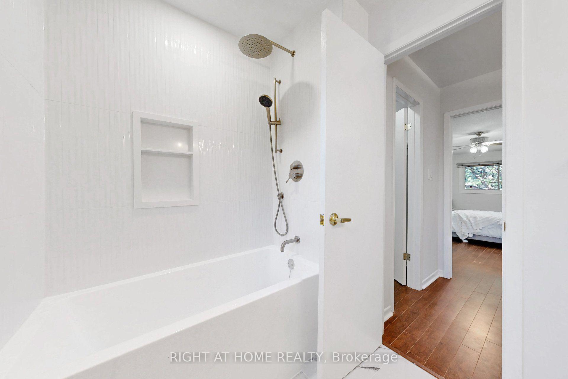 Photo 26 of 30 Abraham Avenue, Markham, Aileen-Willowbrook — HOMEH