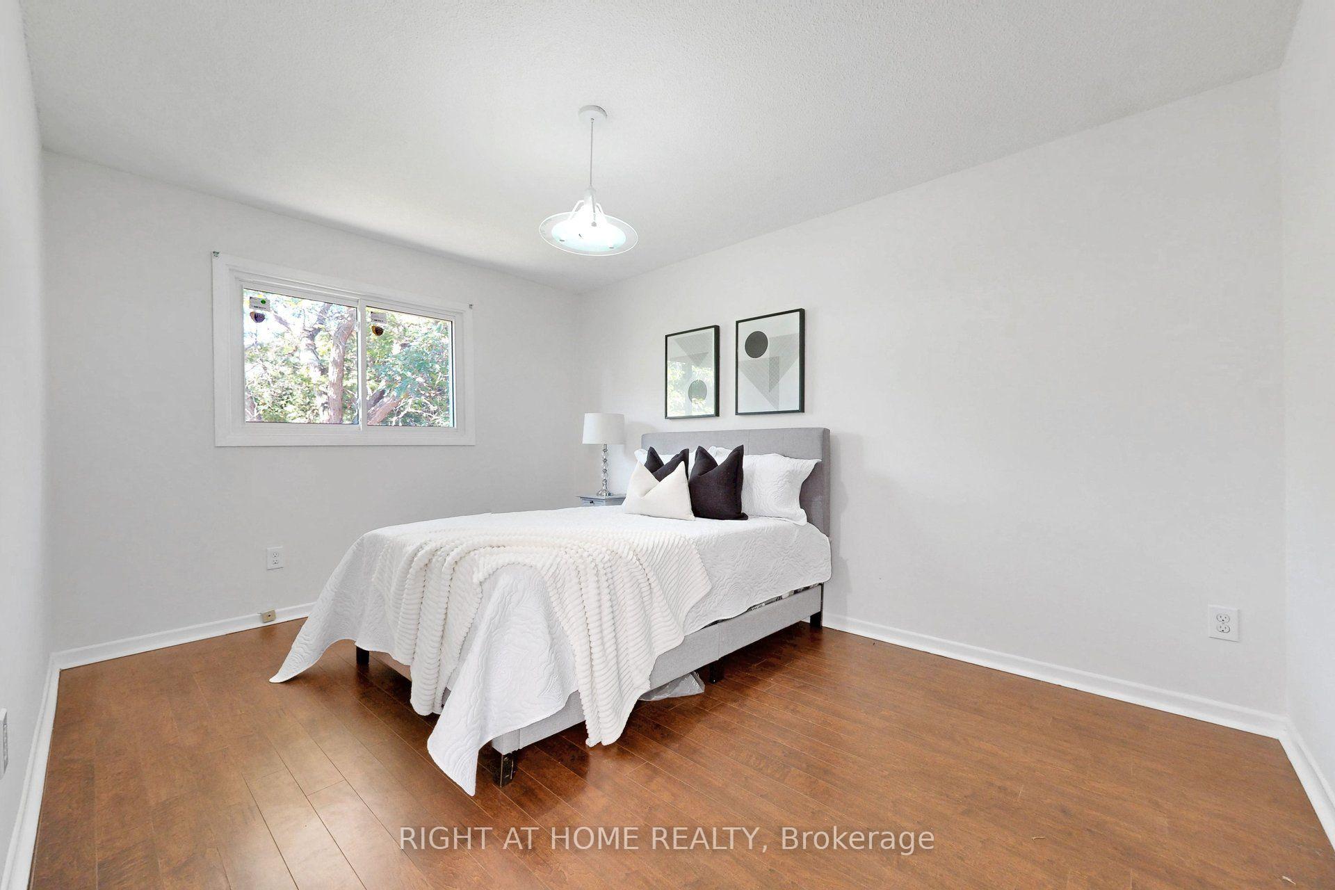 Photo 29 of 30 Abraham Avenue, Markham, Aileen-Willowbrook — HOMEH