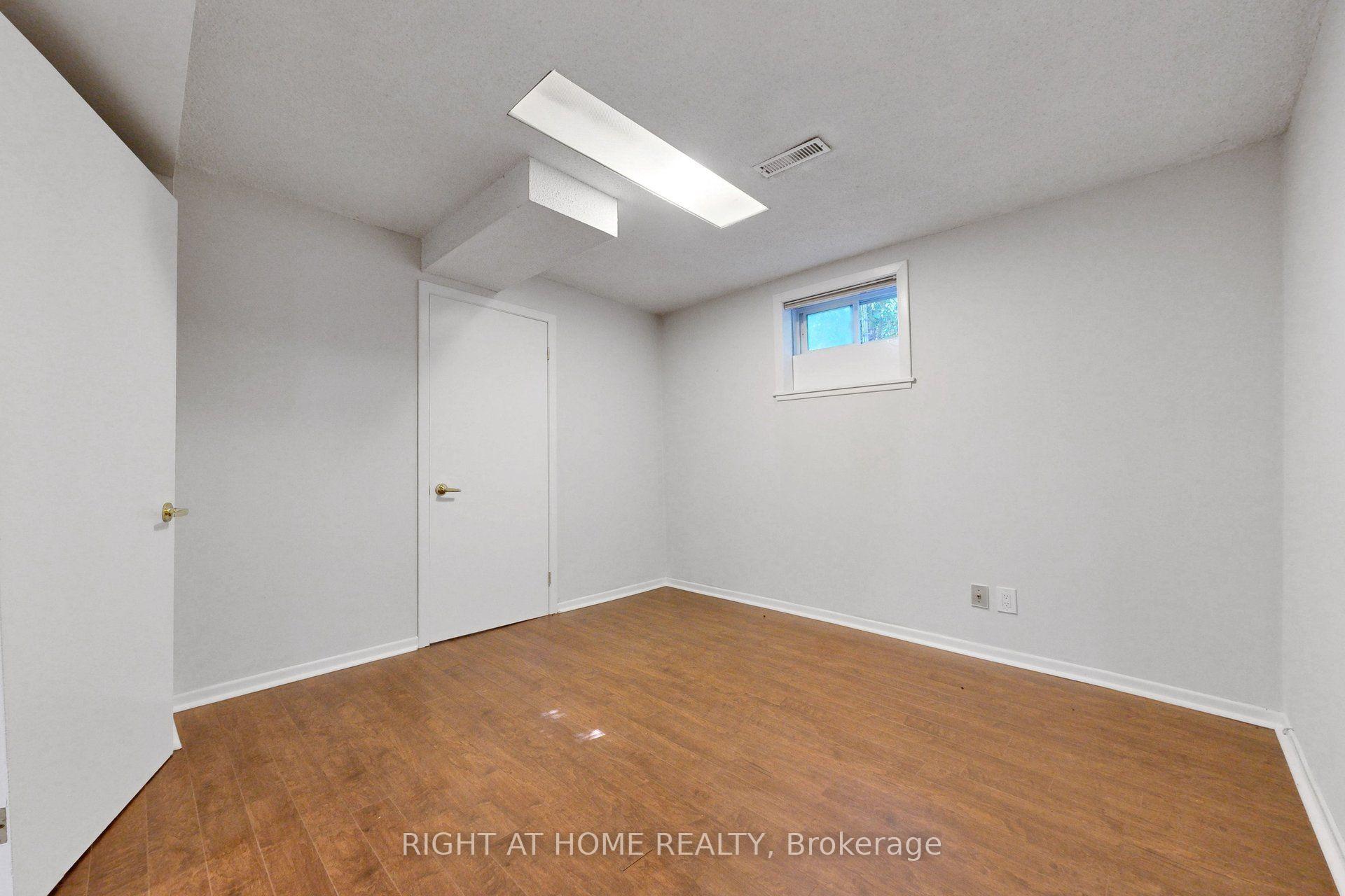 Photo 35 of 30 Abraham Avenue, Markham, Aileen-Willowbrook — HOMEH