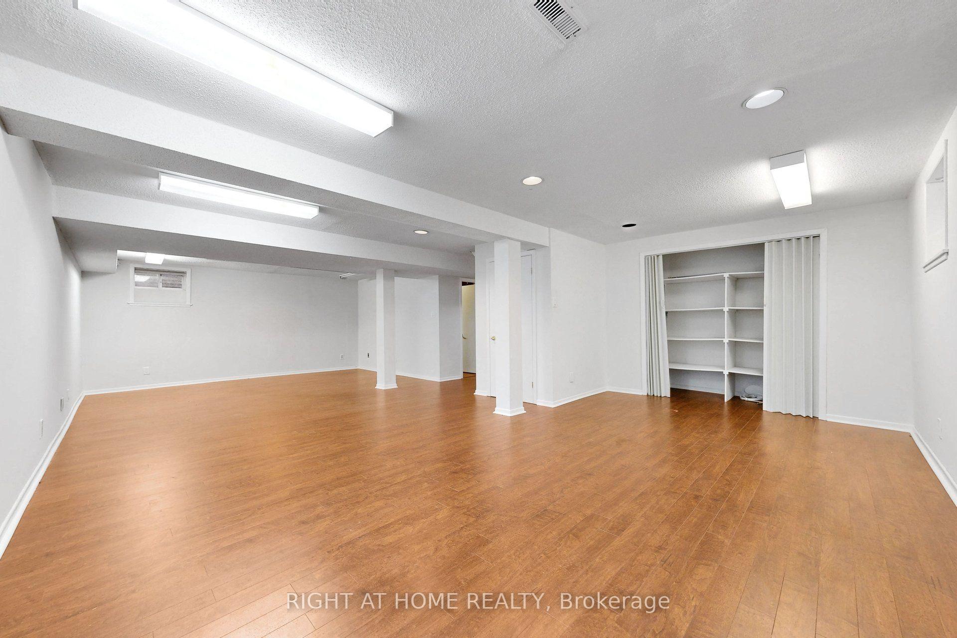 Photo 37 of 30 Abraham Avenue, Markham, Aileen-Willowbrook — HOMEH