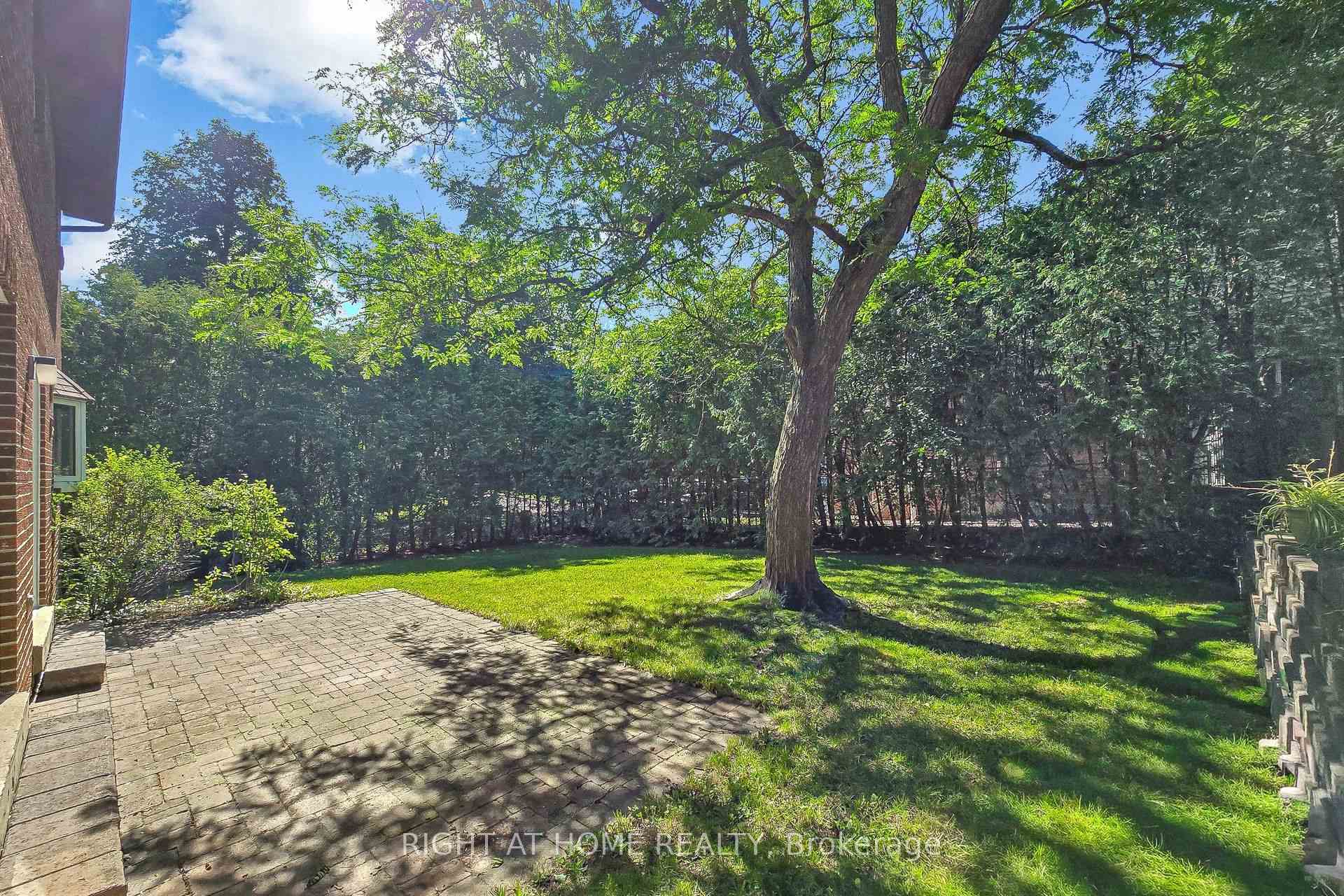 Photo 43 of 30 Abraham Avenue, Markham, Aileen-Willowbrook — HOMEH
