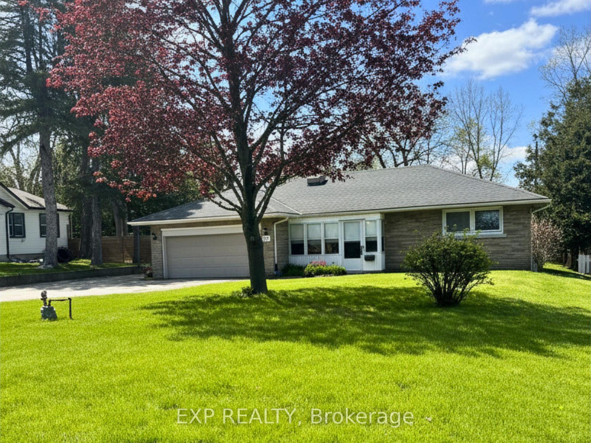 Photo of 517 Norfolk Street S